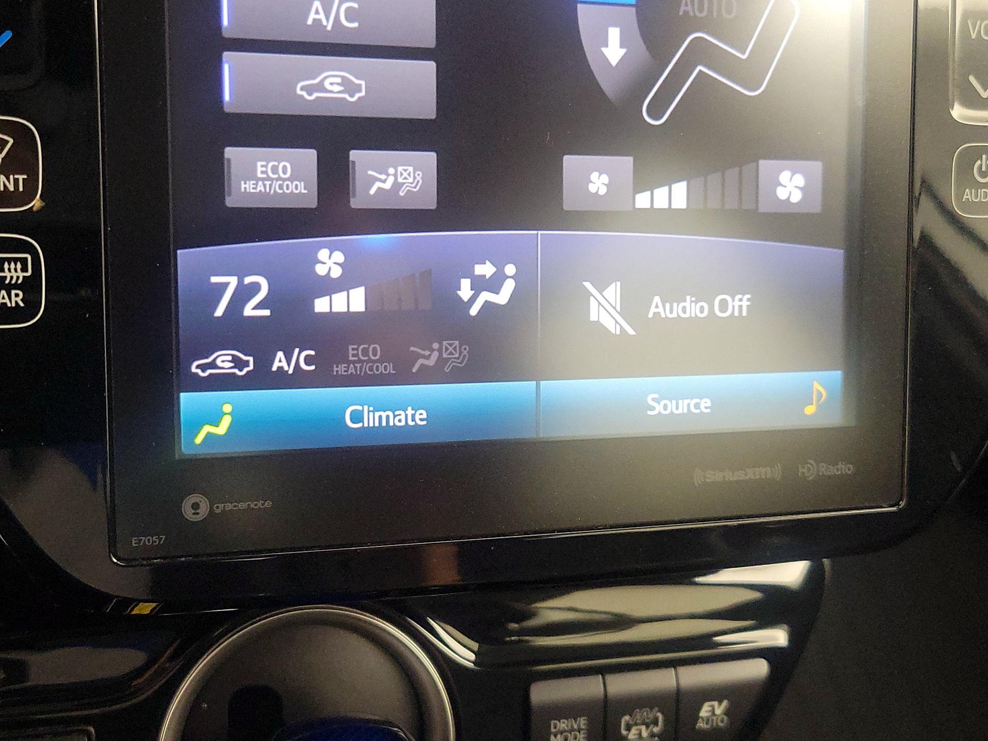 Thumbnail: 2020 Toyota Prius Prime - 17