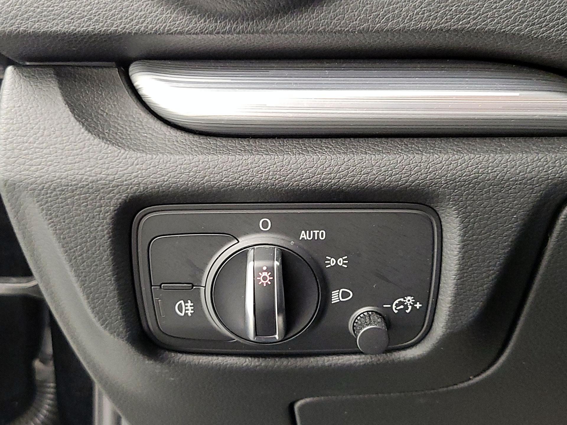 Thumbnail: 2015 Audi A3 - 13