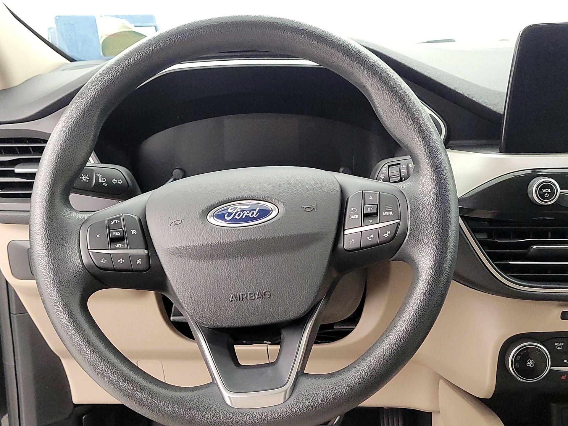 Thumbnail: 2020 Ford Escape - 10
