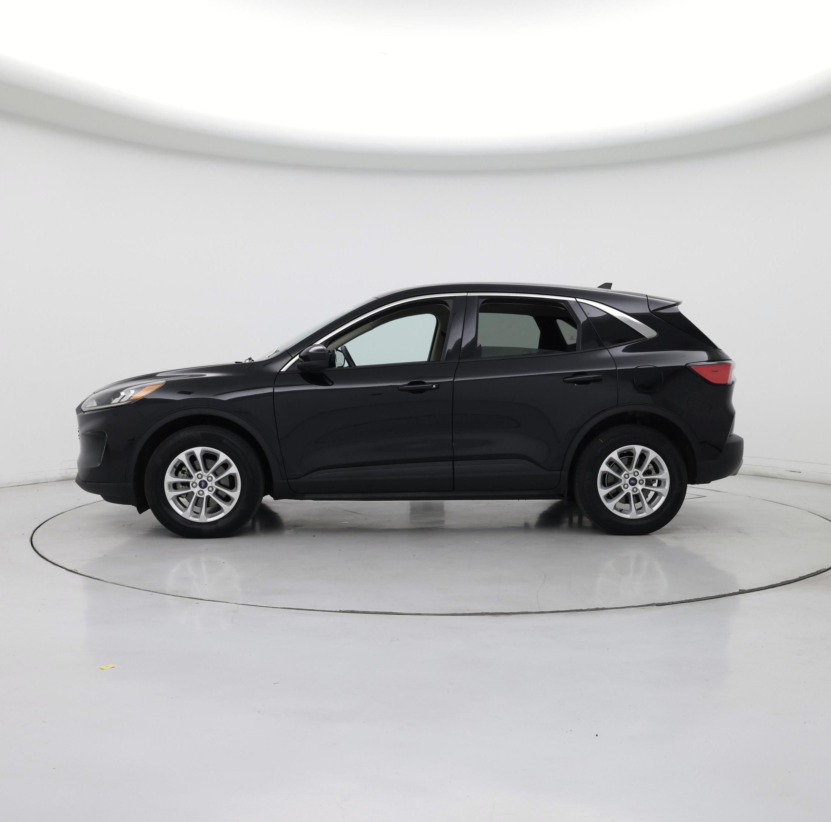 Thumbnail: 2020 Ford Escape - 3