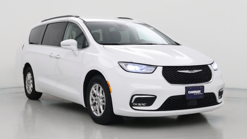 2022 Chrysler Pacifica Touring L Hero Image