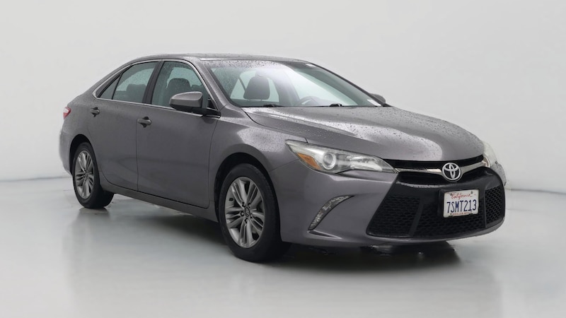 2016 Toyota Camry SE Hero Image