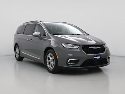 2022 Chrysler Pacifica Limited -
                Bakersfield, CA