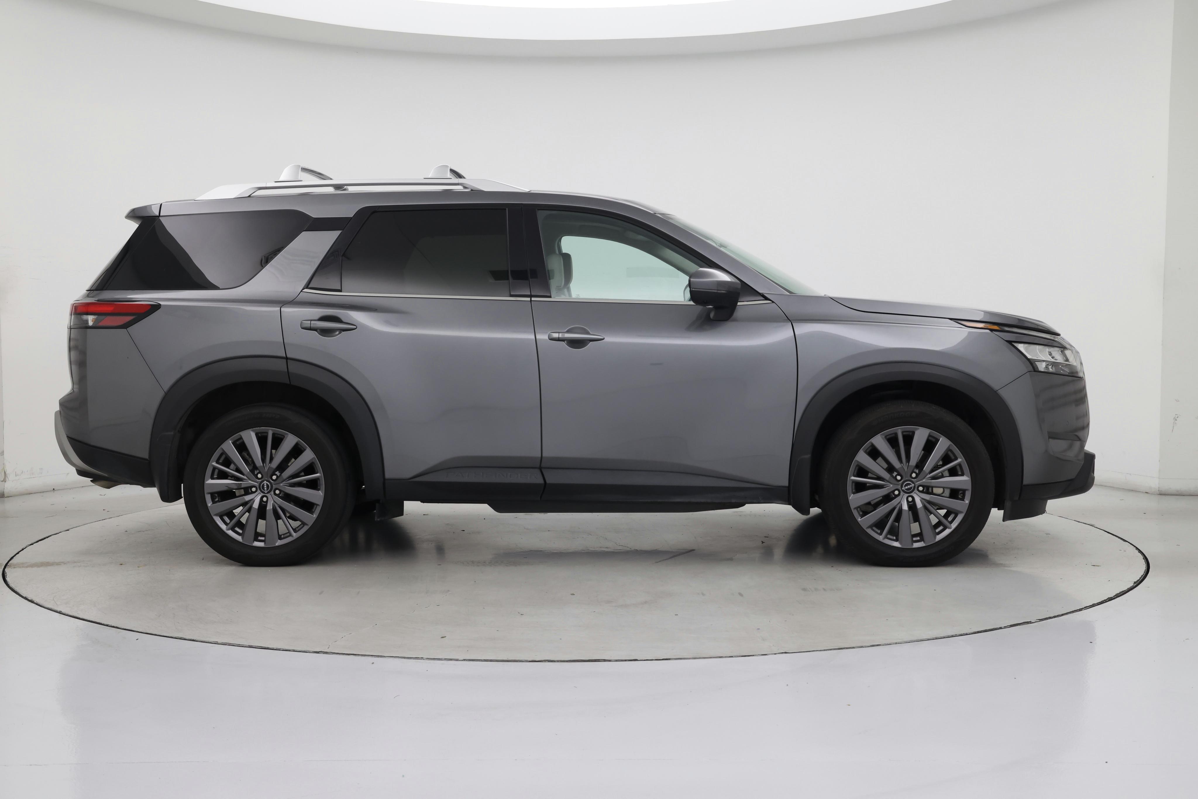 Thumbnail: 2023 Nissan Pathfinder - 7