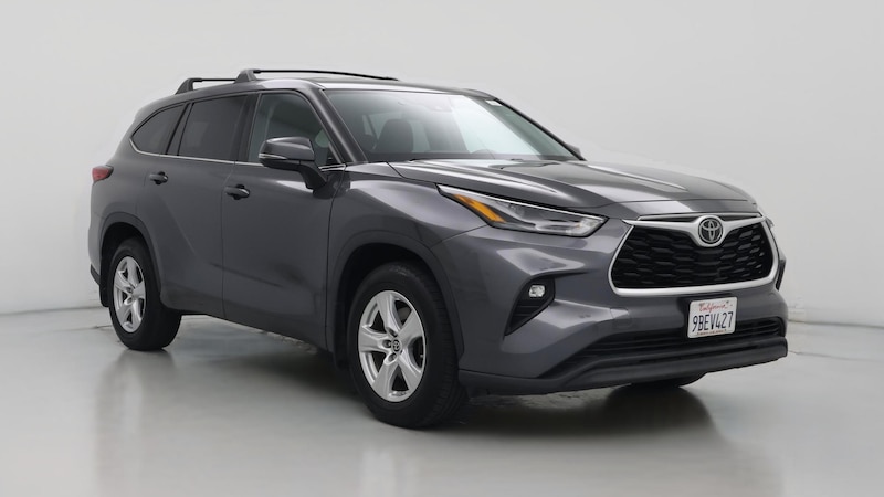 2022 Toyota Highlander LE Hero Image