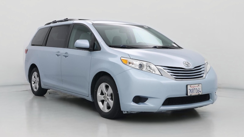 2015 Toyota Sienna LE Hero Image