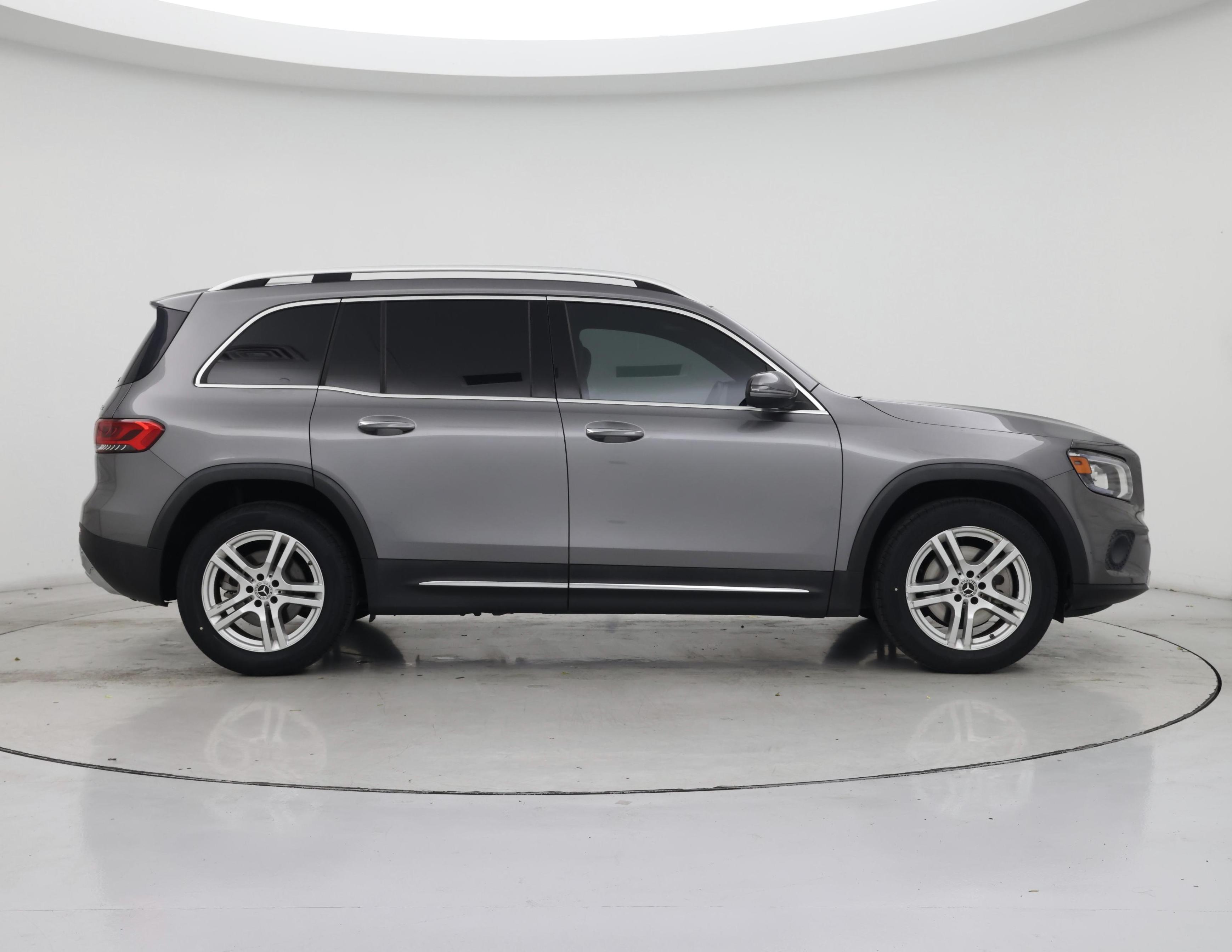 Thumbnail: 2020 Mercedes-Benz GLB - 7