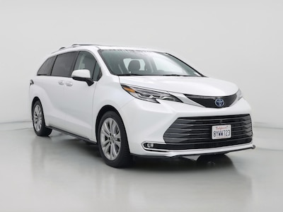 2022 Toyota Sienna Platinum -
                Buena Park, CA