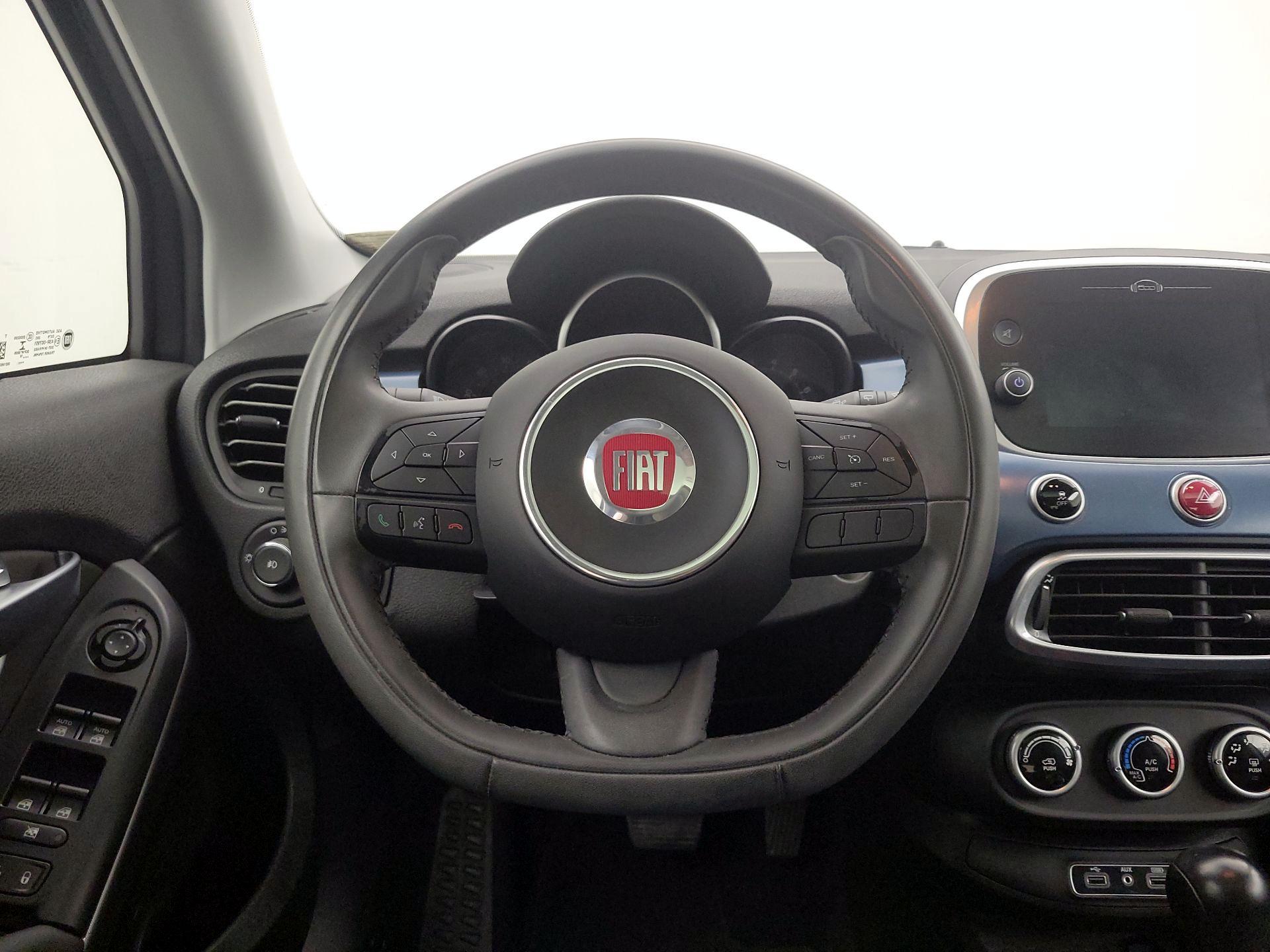 Thumbnail: 2018 Fiat 500X - 10