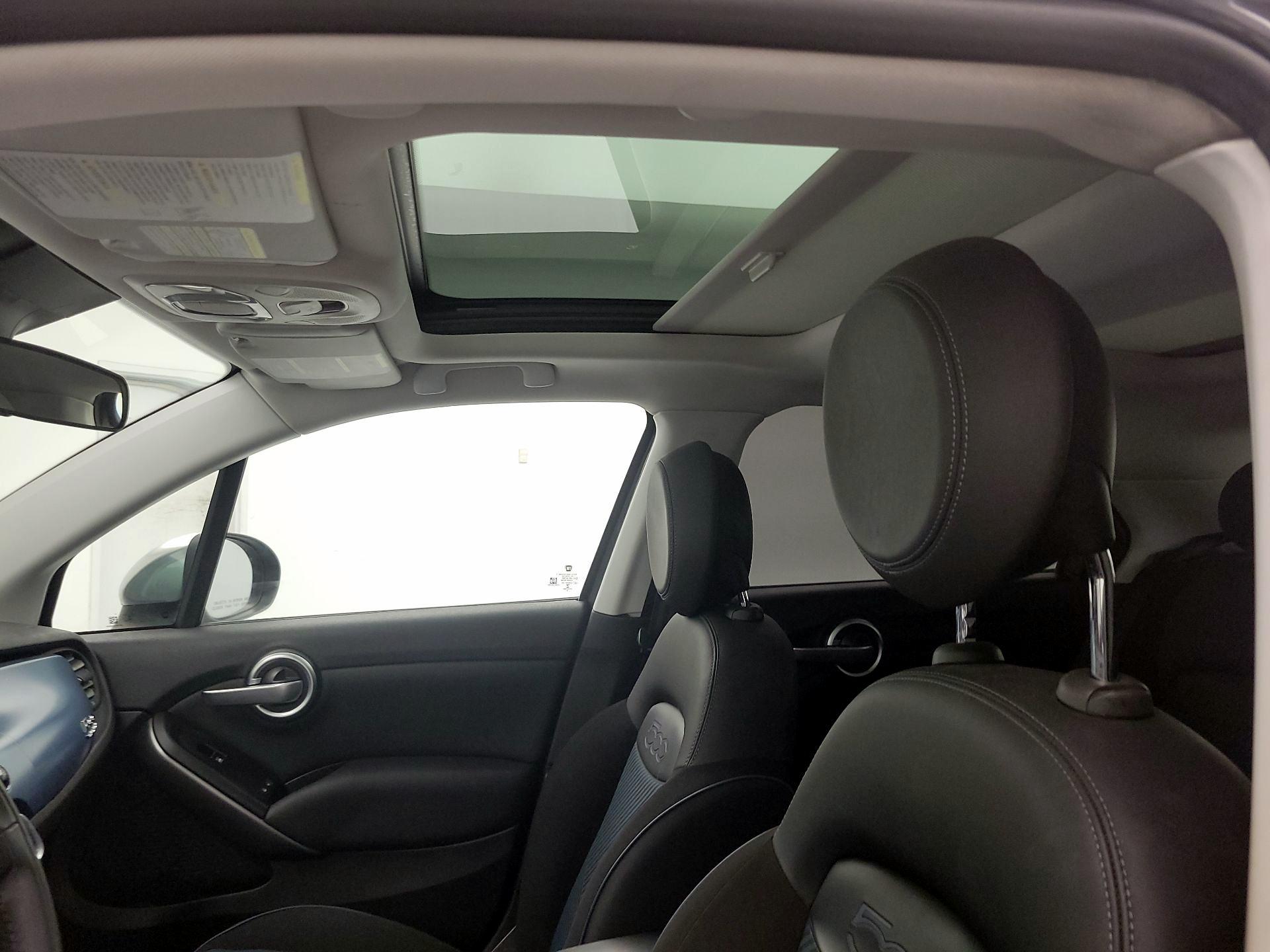 Thumbnail: 2018 Fiat 500X - 19