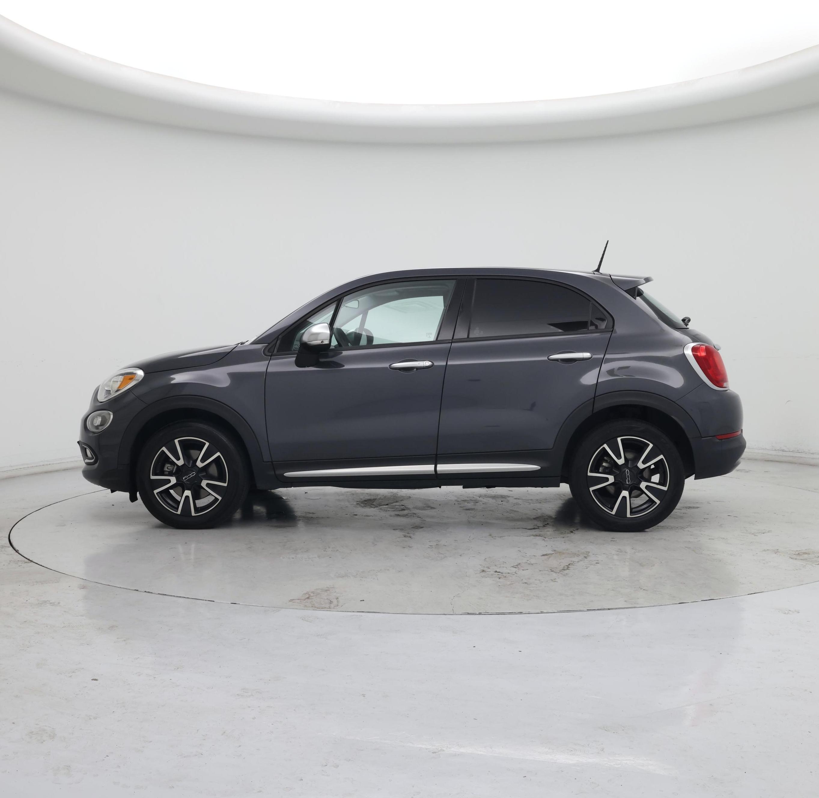 Thumbnail: 2018 Fiat 500X - 3