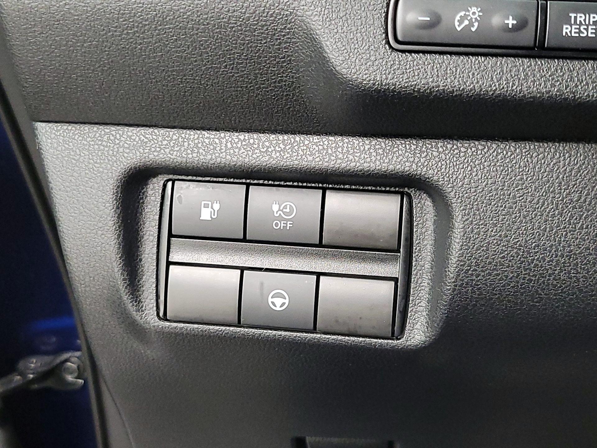 Thumbnail: 2019 Nissan Leaf - 13