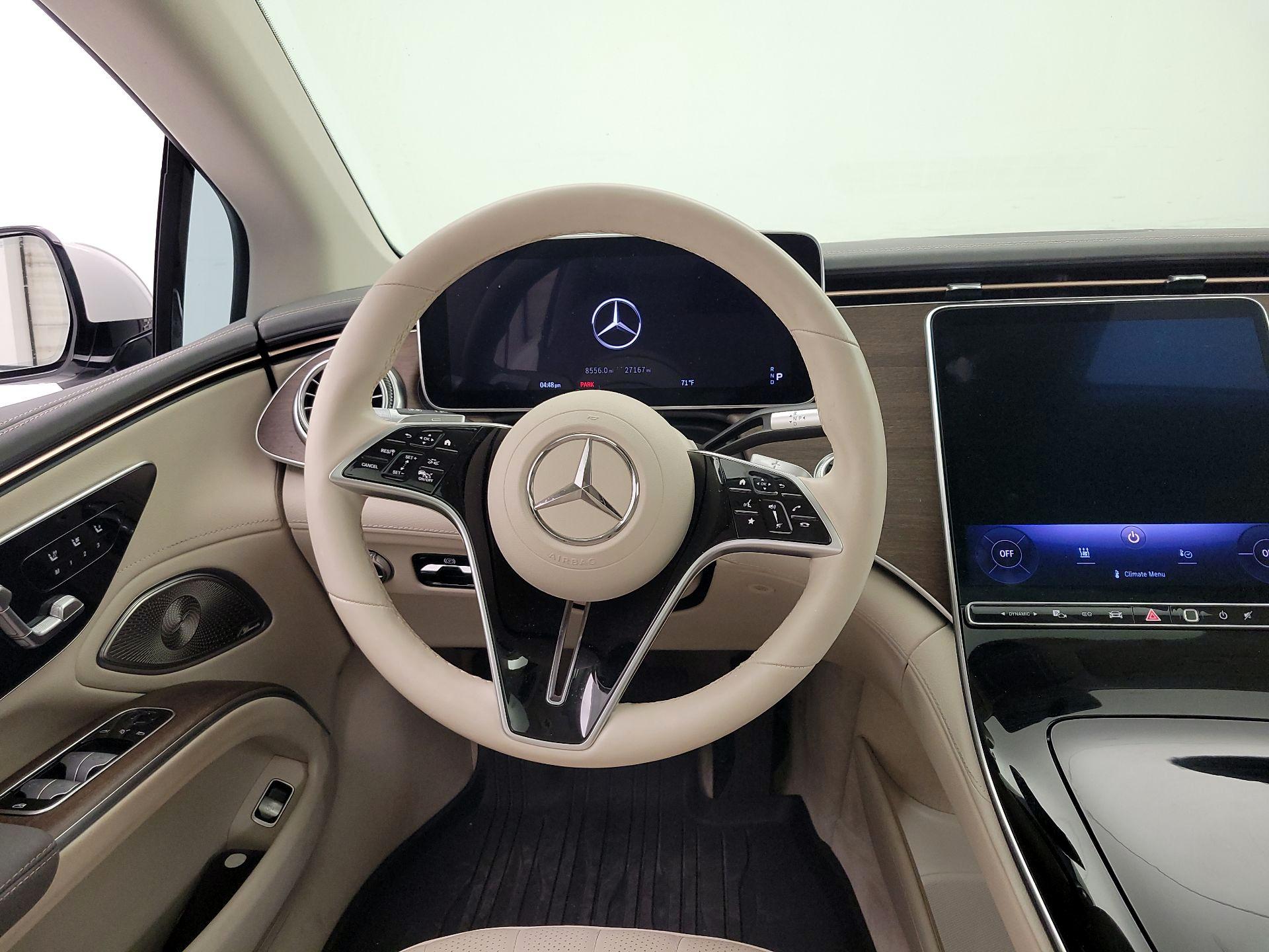 Thumbnail: 2022 Mercedes-Benz EQS - 10