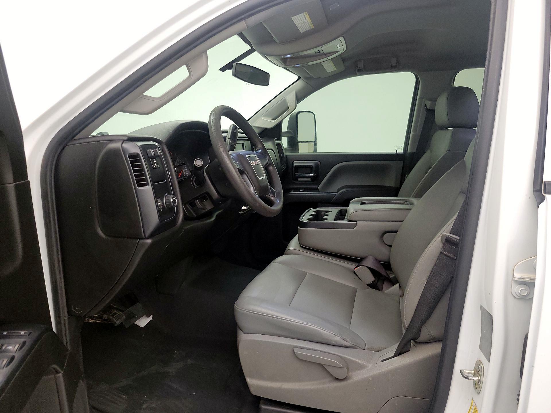 Thumbnail: 2017 GMC Sierra 3500 - 11
