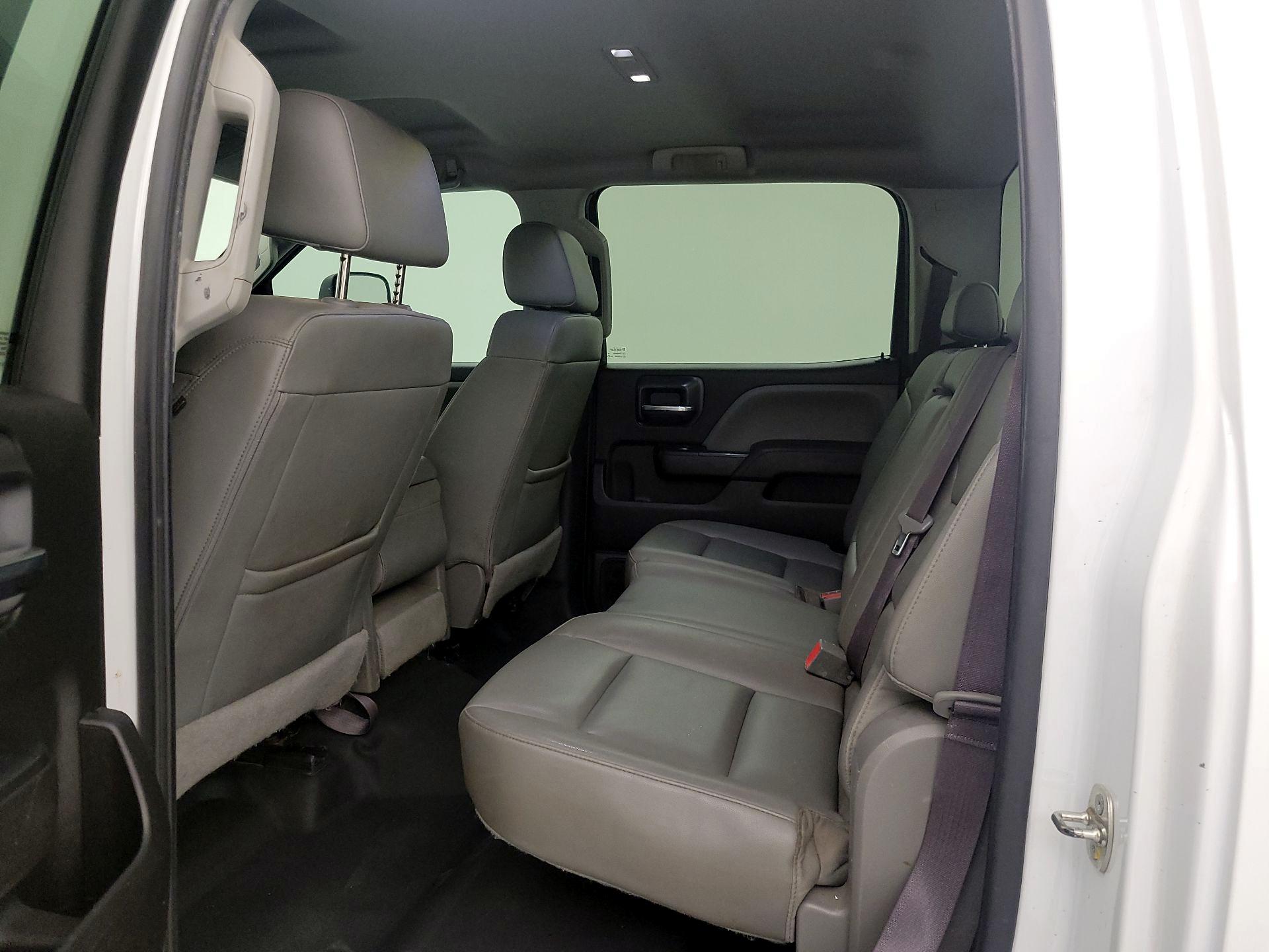 Thumbnail: 2017 GMC Sierra 3500 - 17