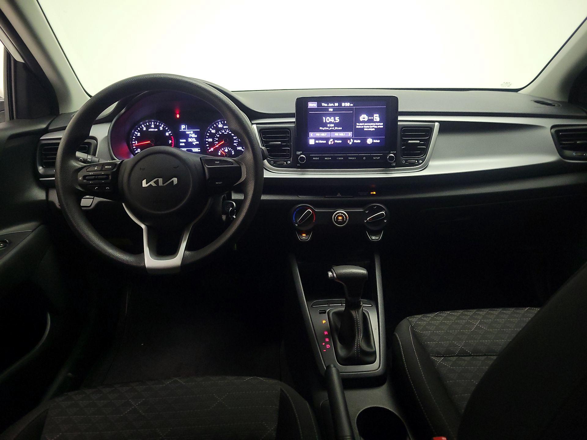 Thumbnail: 2023 Kia Rio - 9