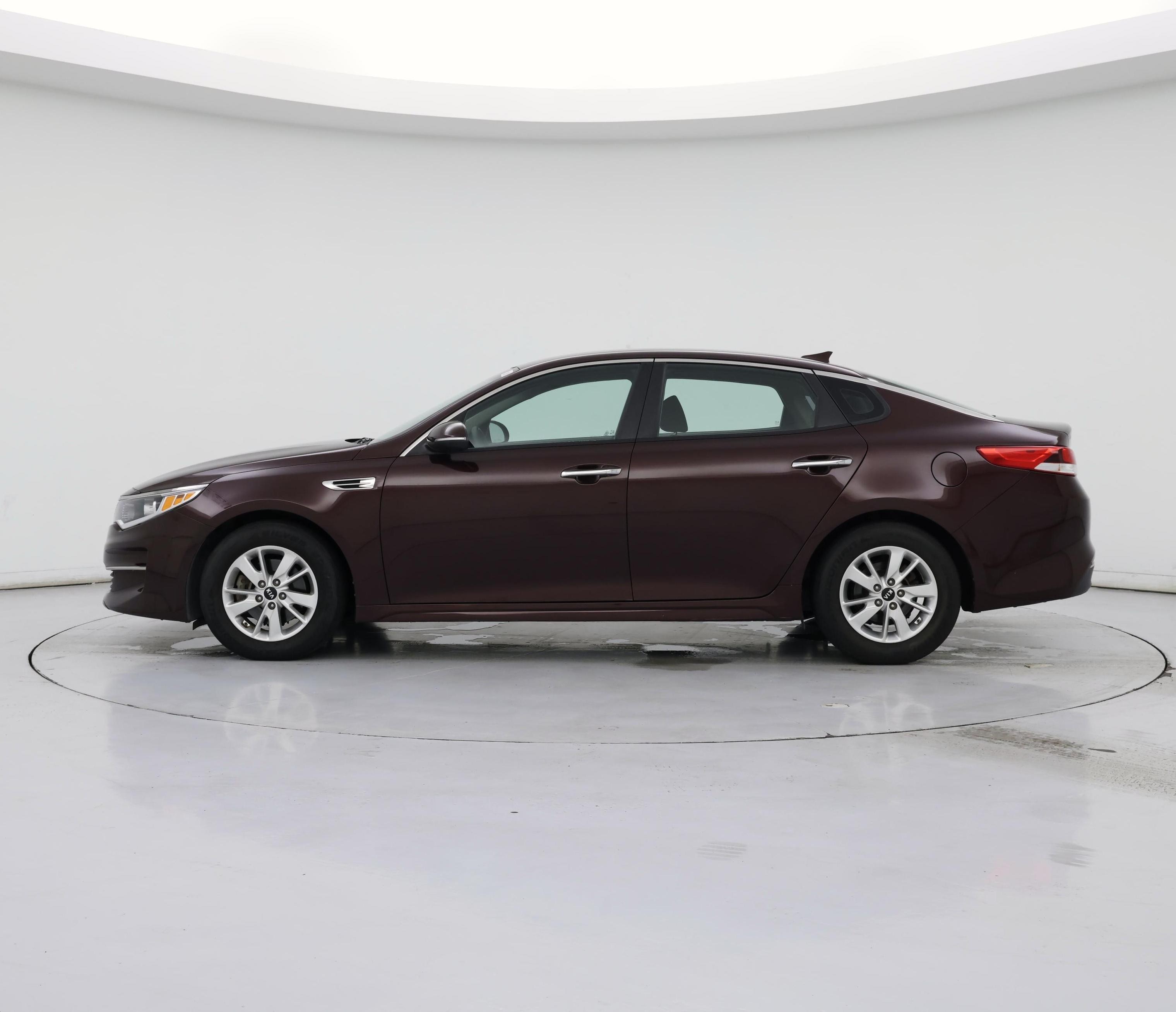 Thumbnail: 2016 Kia Optima - 3