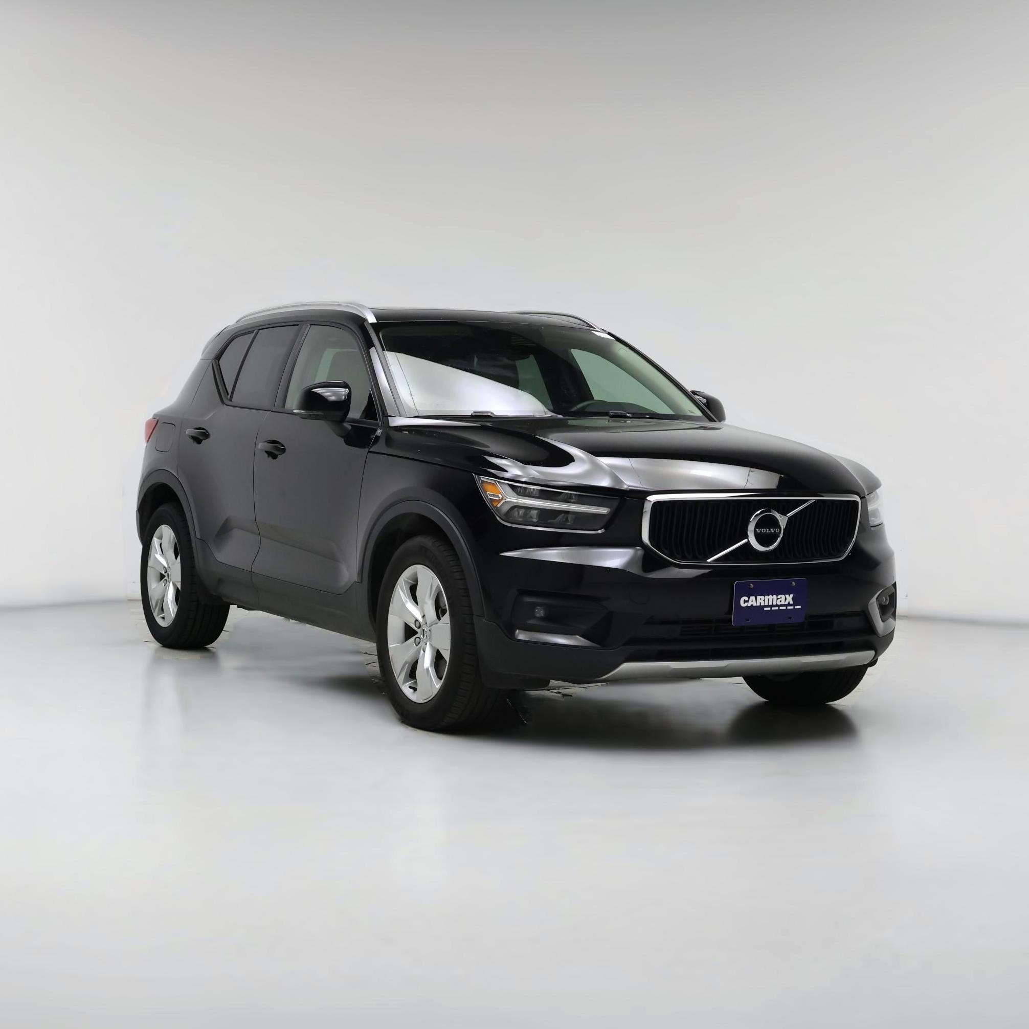 Thumbnail: 2021 Volvo XC40 - 1