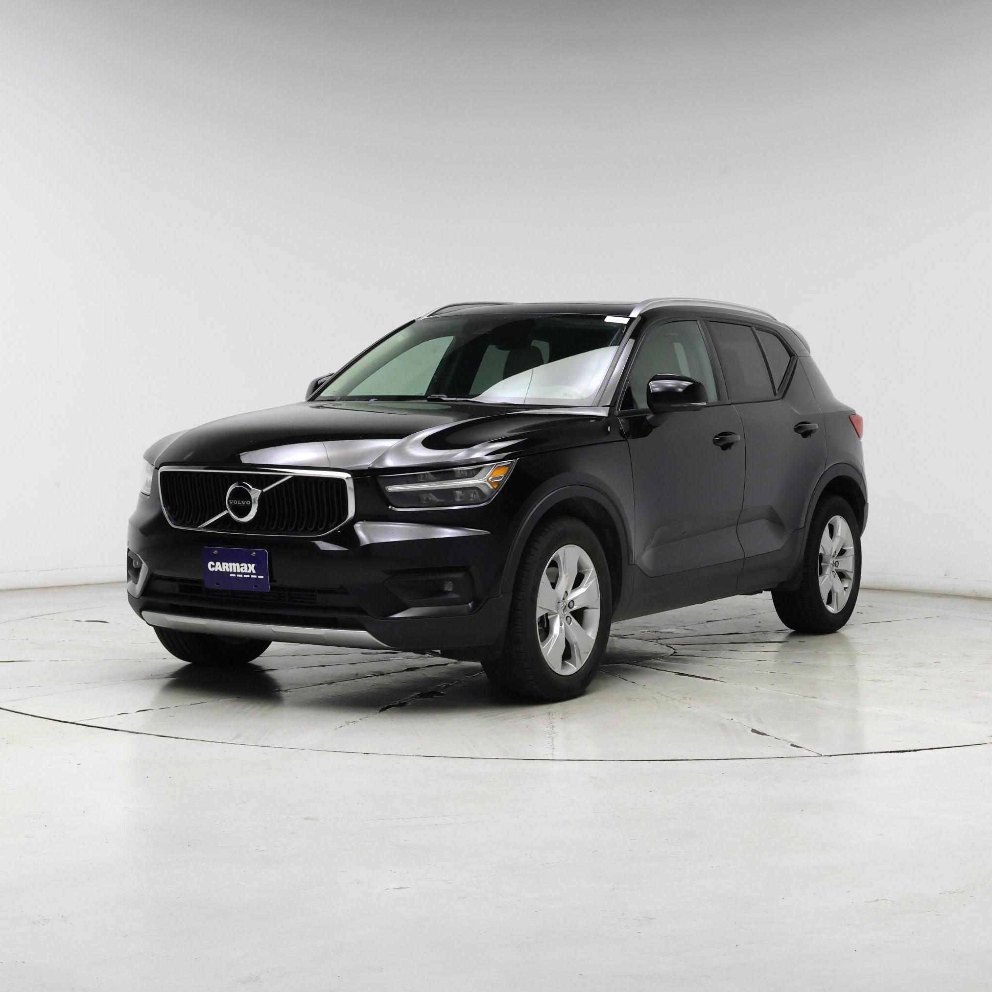 Thumbnail: 2021 Volvo XC40 - 4