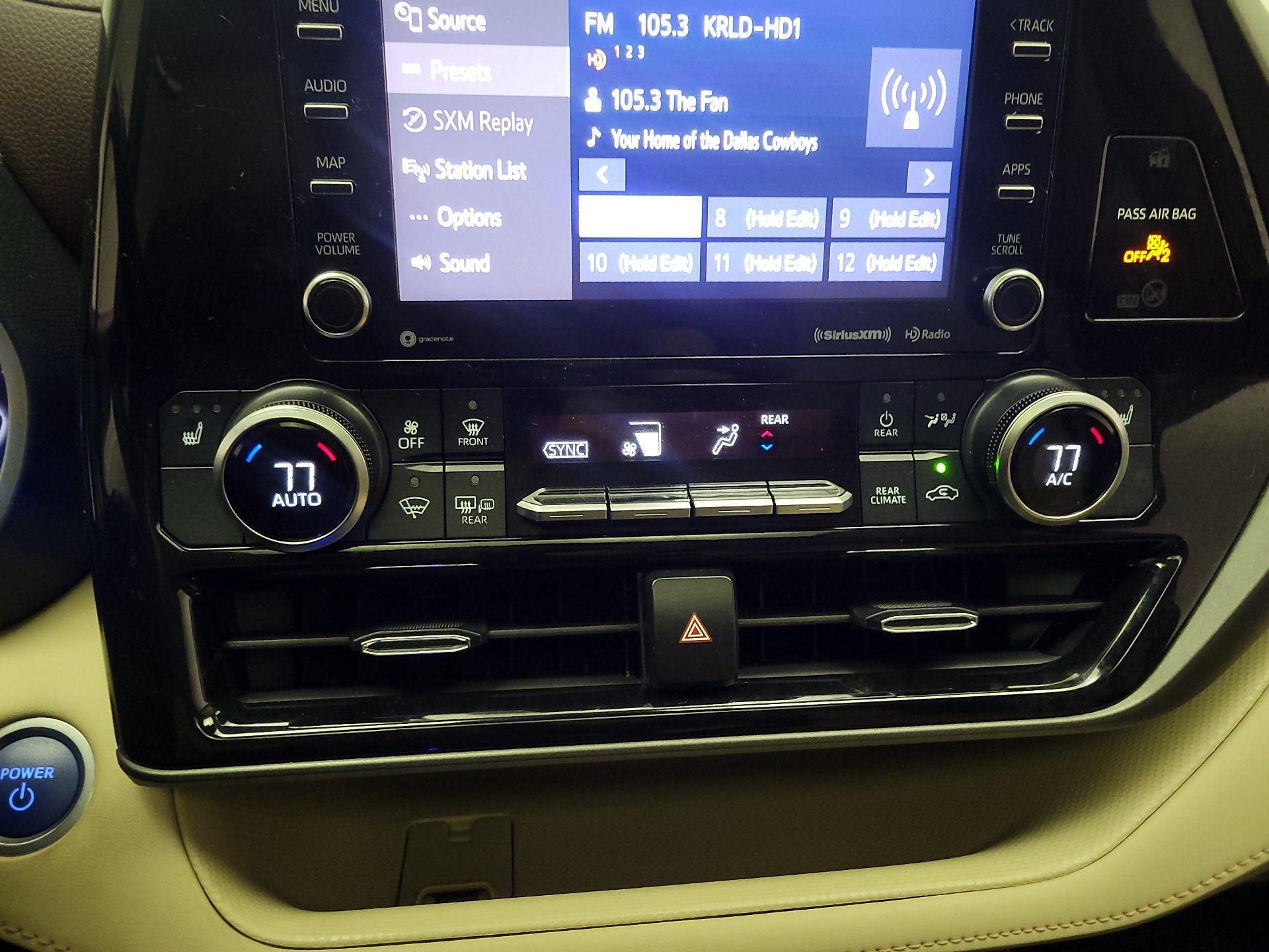 Thumbnail: 2021 Toyota Highlander - 16