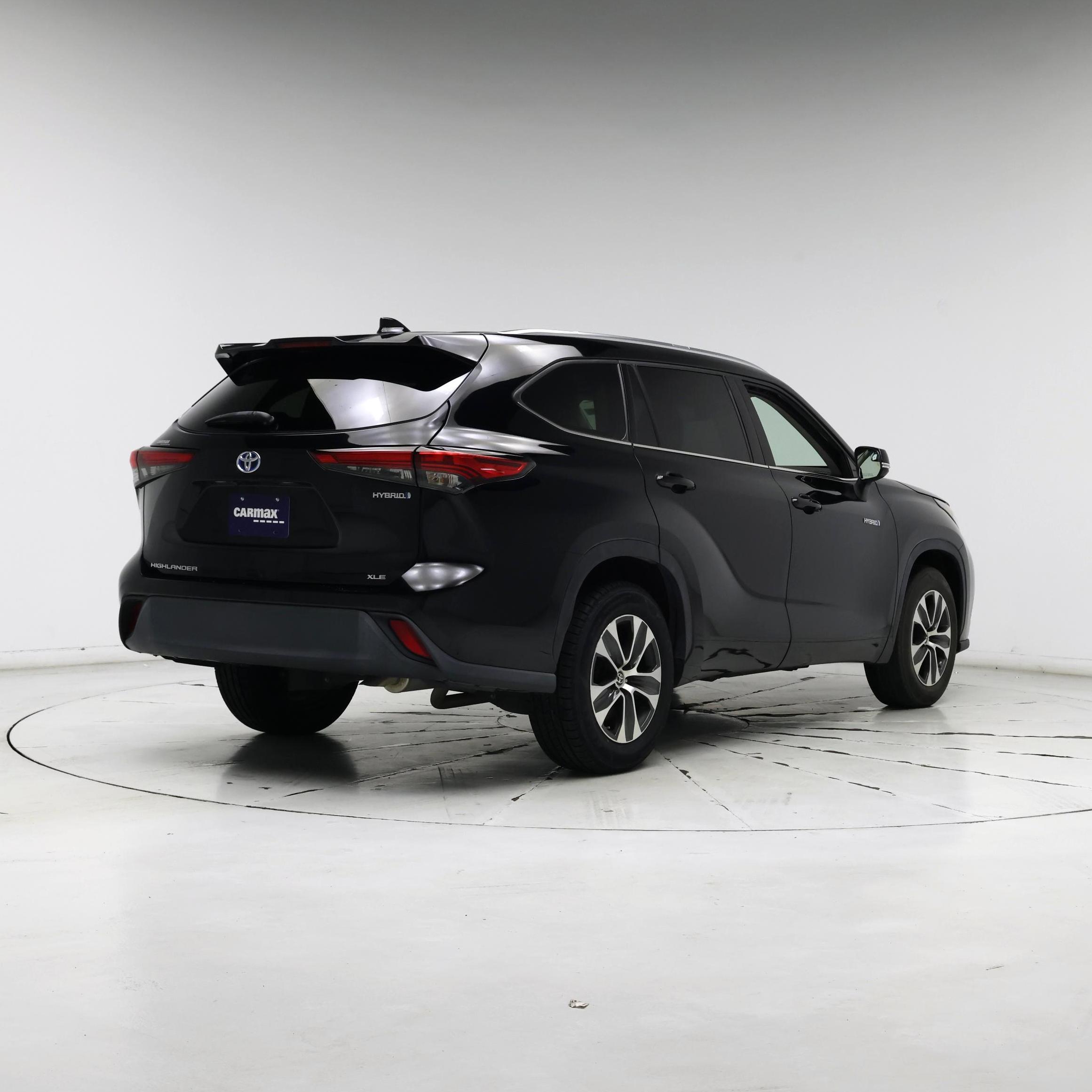 Thumbnail: 2021 Toyota Highlander - 8