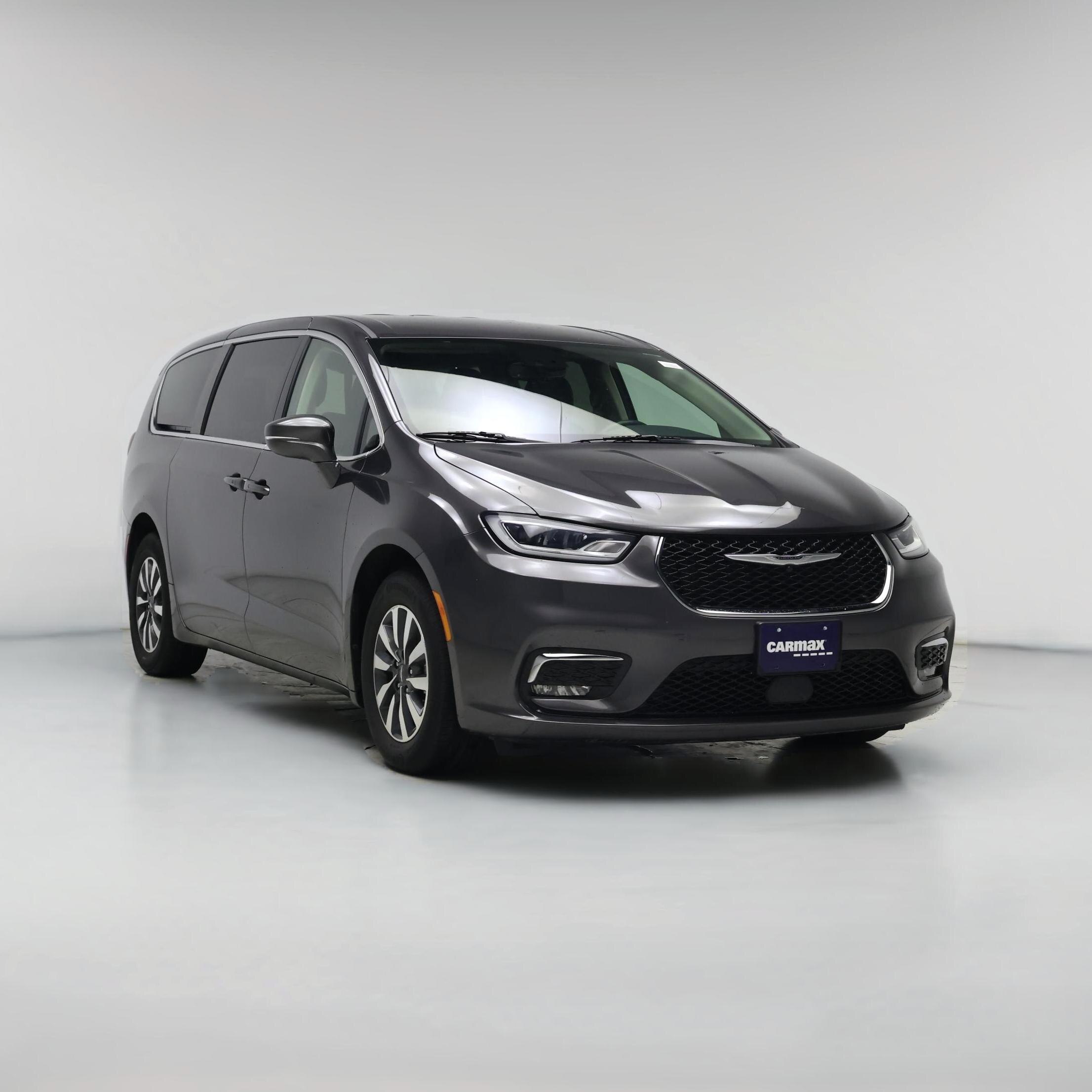 Thumbnail: 2022 Chrysler Pacifica - 1