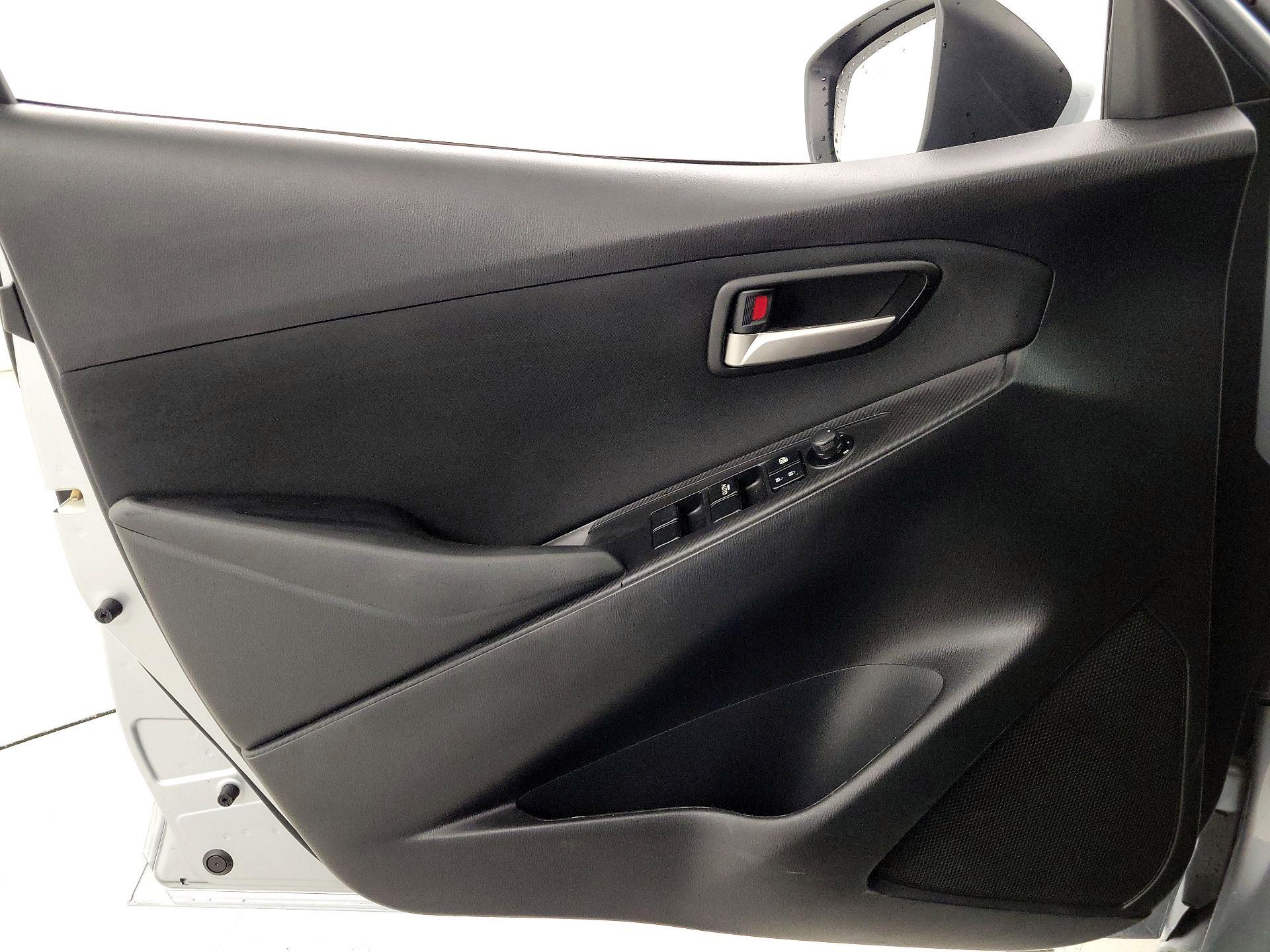 Thumbnail: 2019 Toyota Yaris - 12
