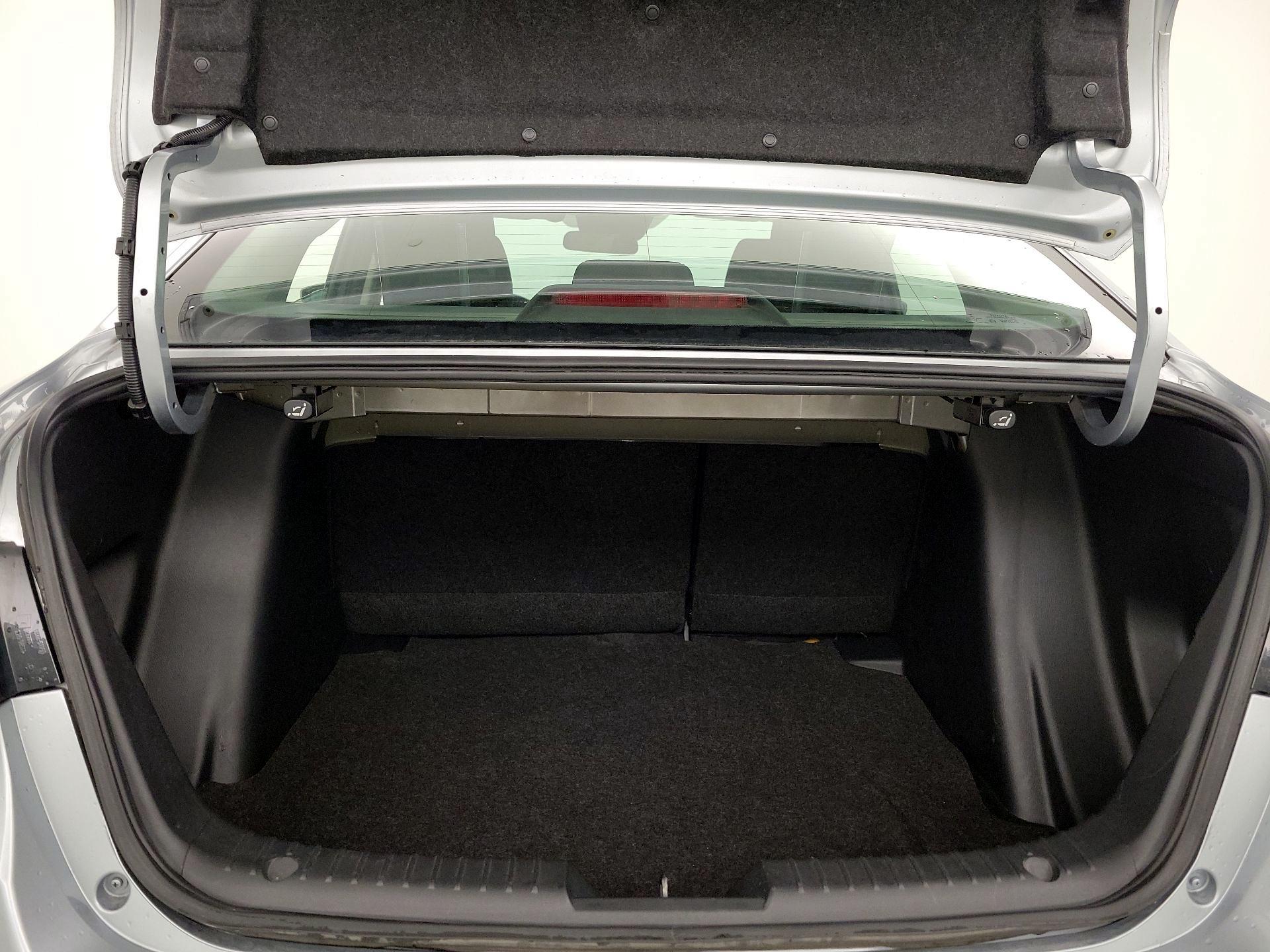 Thumbnail: 2019 Toyota Yaris - 19