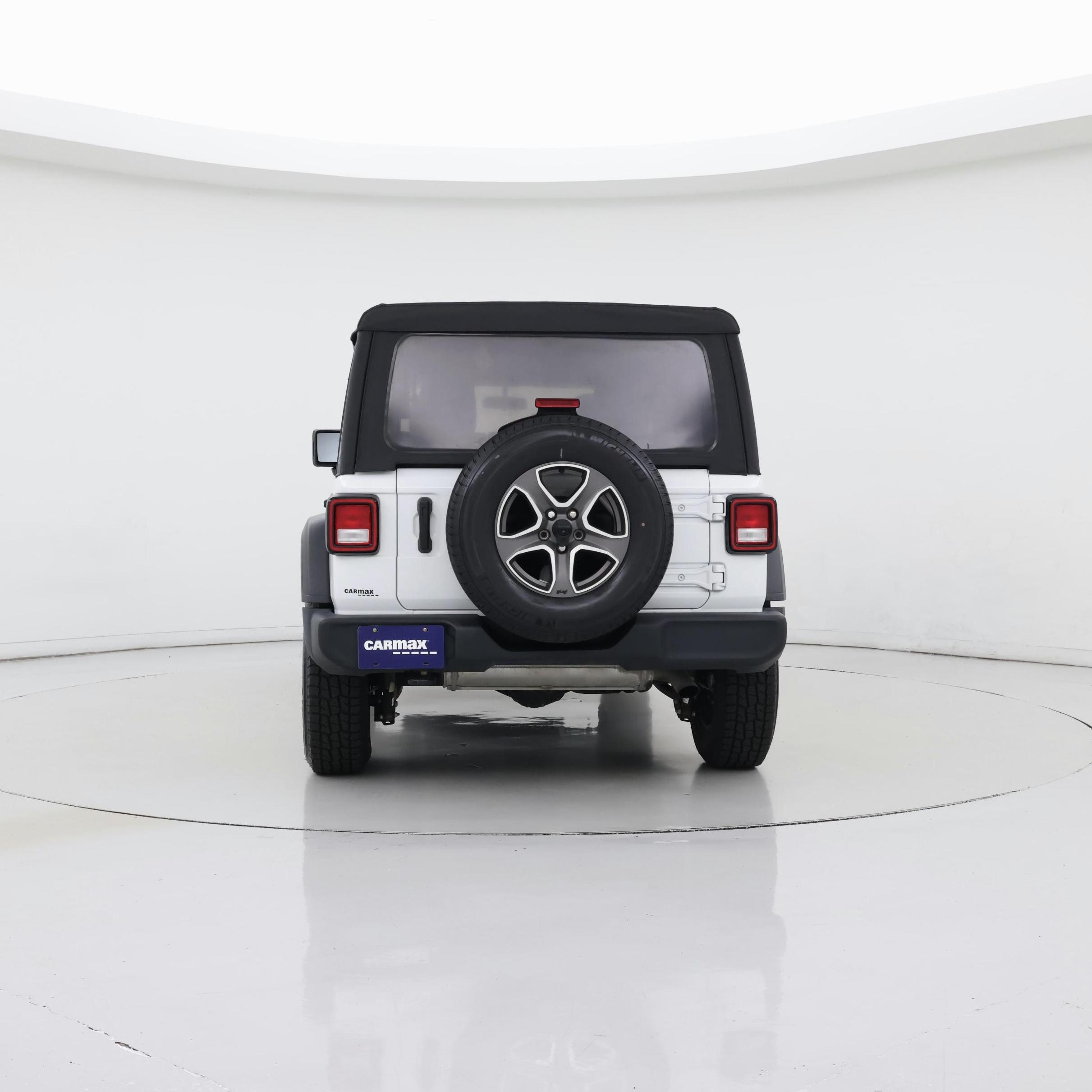 Thumbnail: 2022 Jeep Wrangler - 6