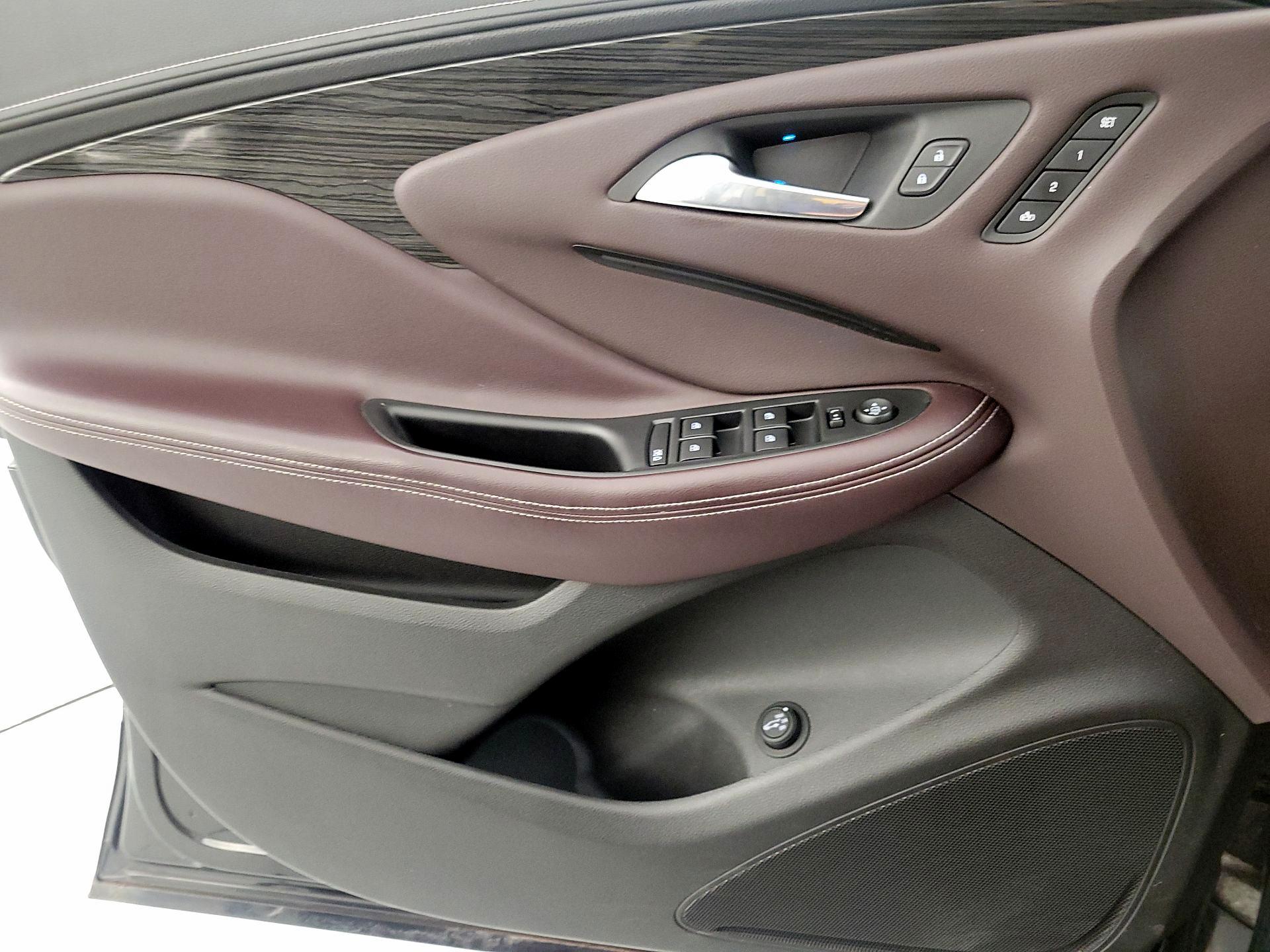 Thumbnail: 2017 Buick Envision - 12