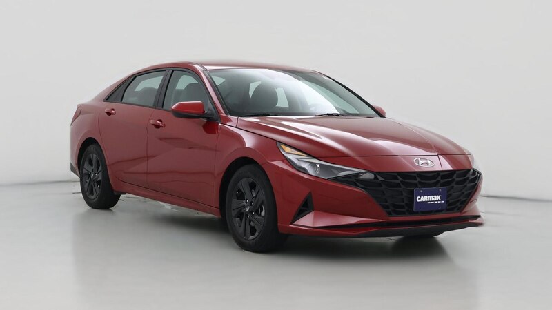 2022 Hyundai Elantra SEL Hero Image