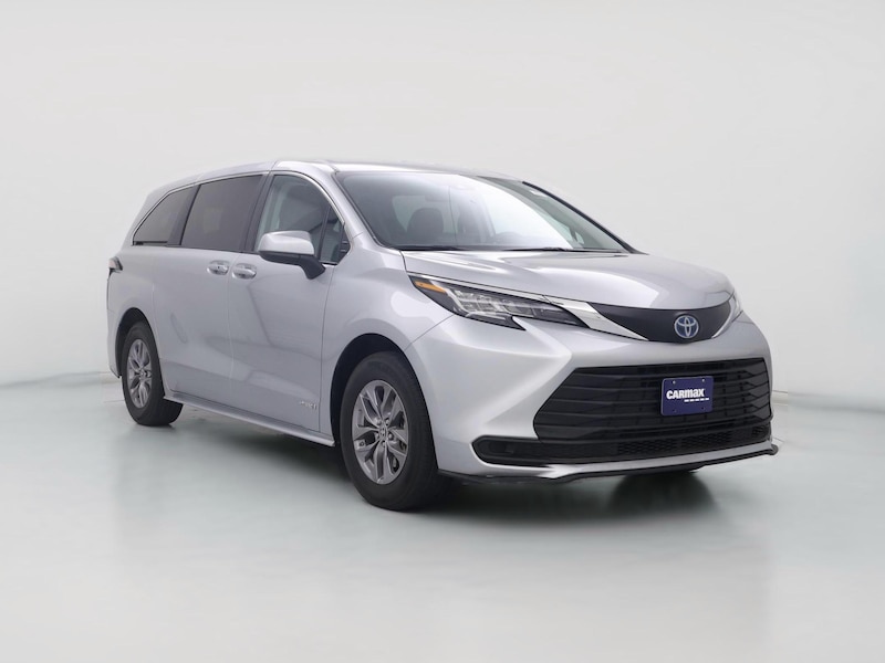 2021 Toyota Sienna LE