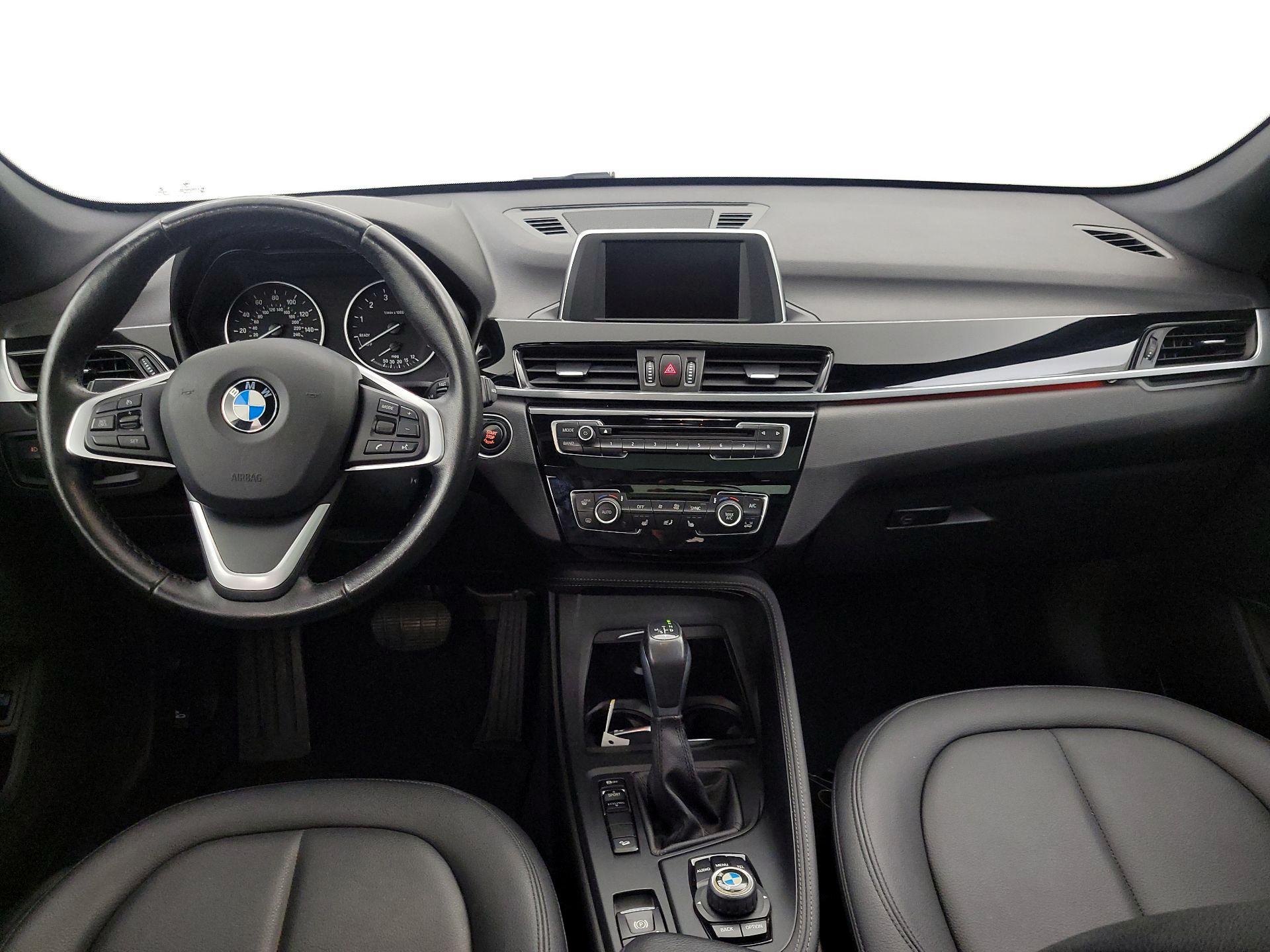 Thumbnail: 2017 BMW X1 - 9