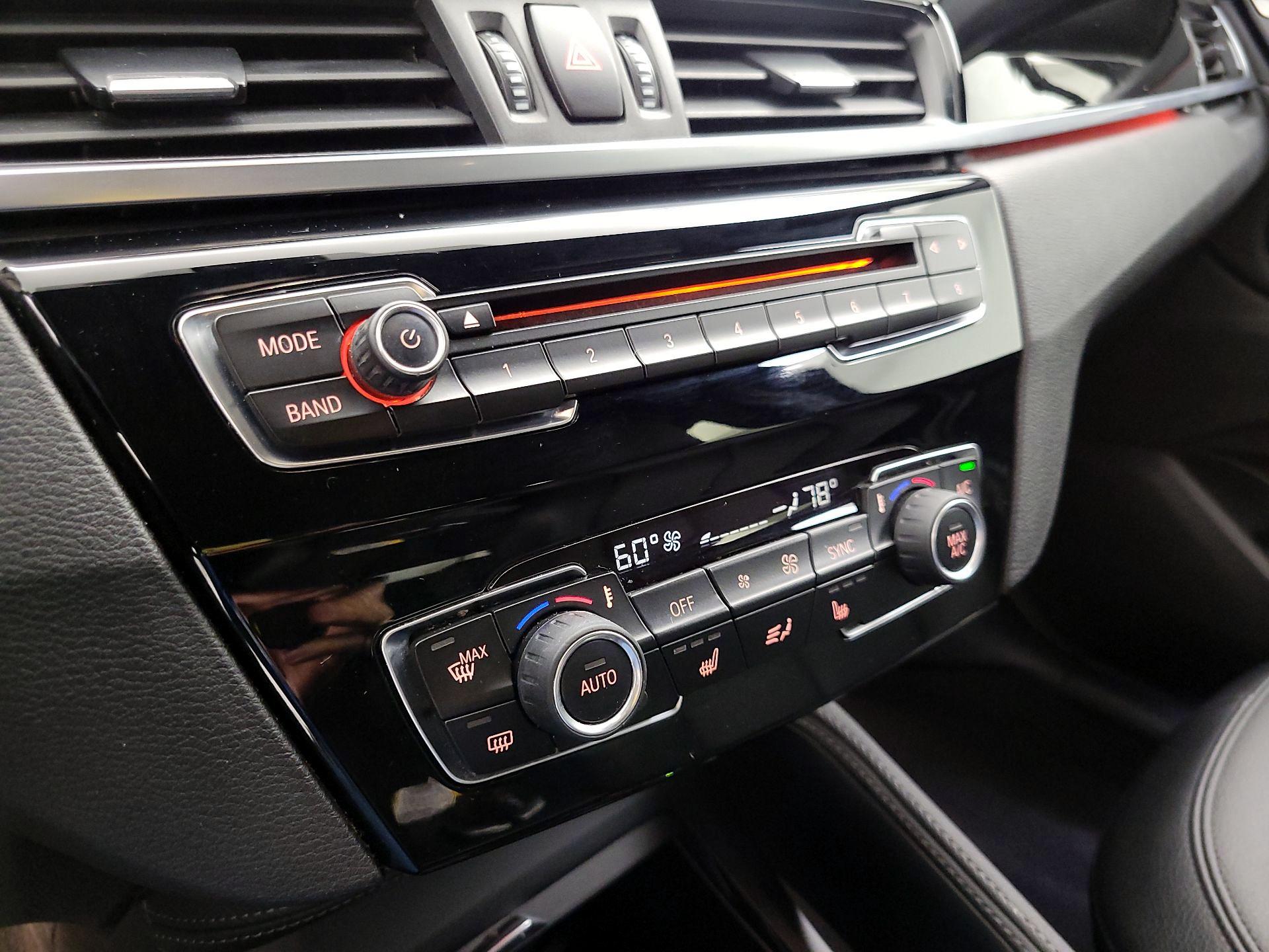 Thumbnail: 2017 BMW X1 - 15