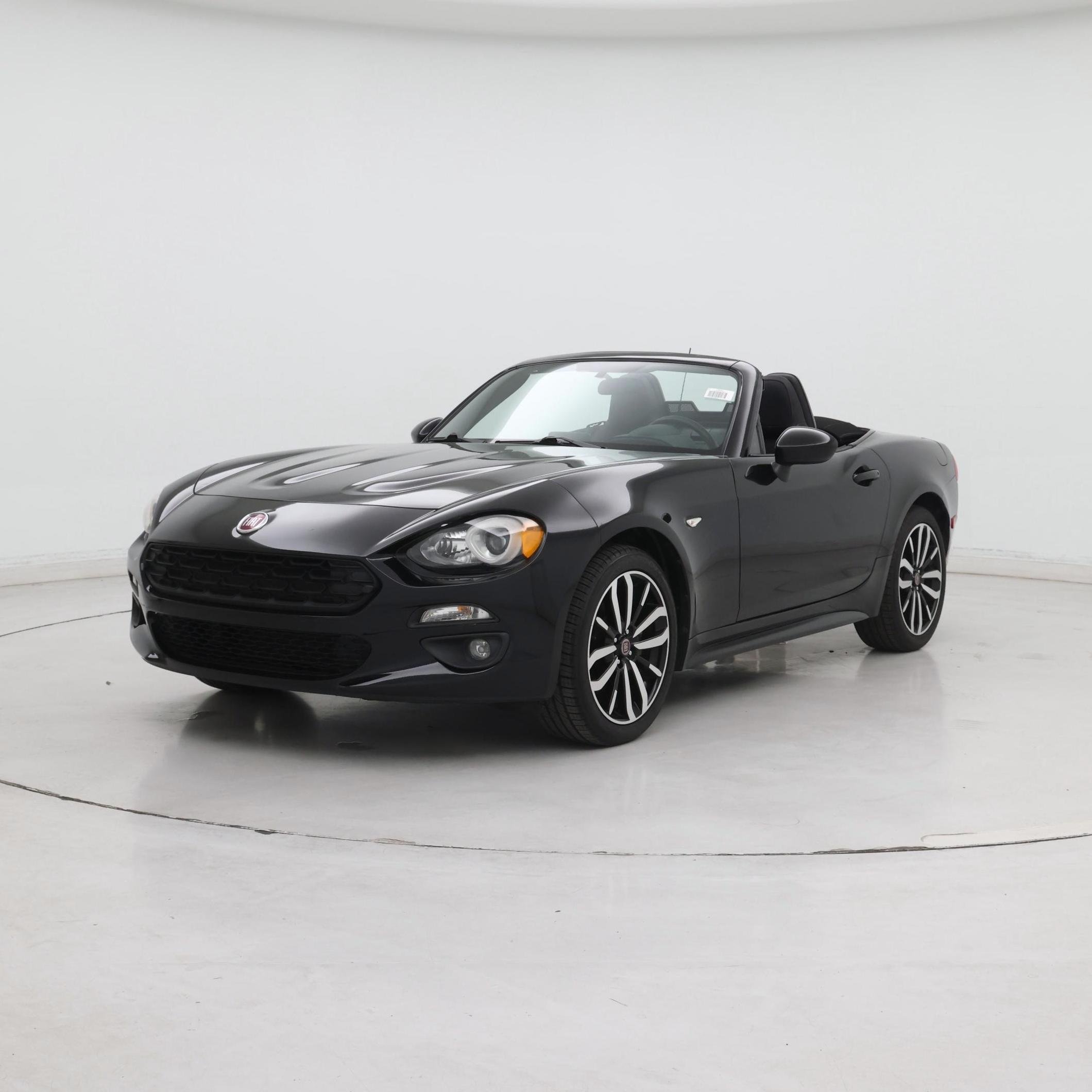 Thumbnail: 2020 Fiat 124 Spider - 4