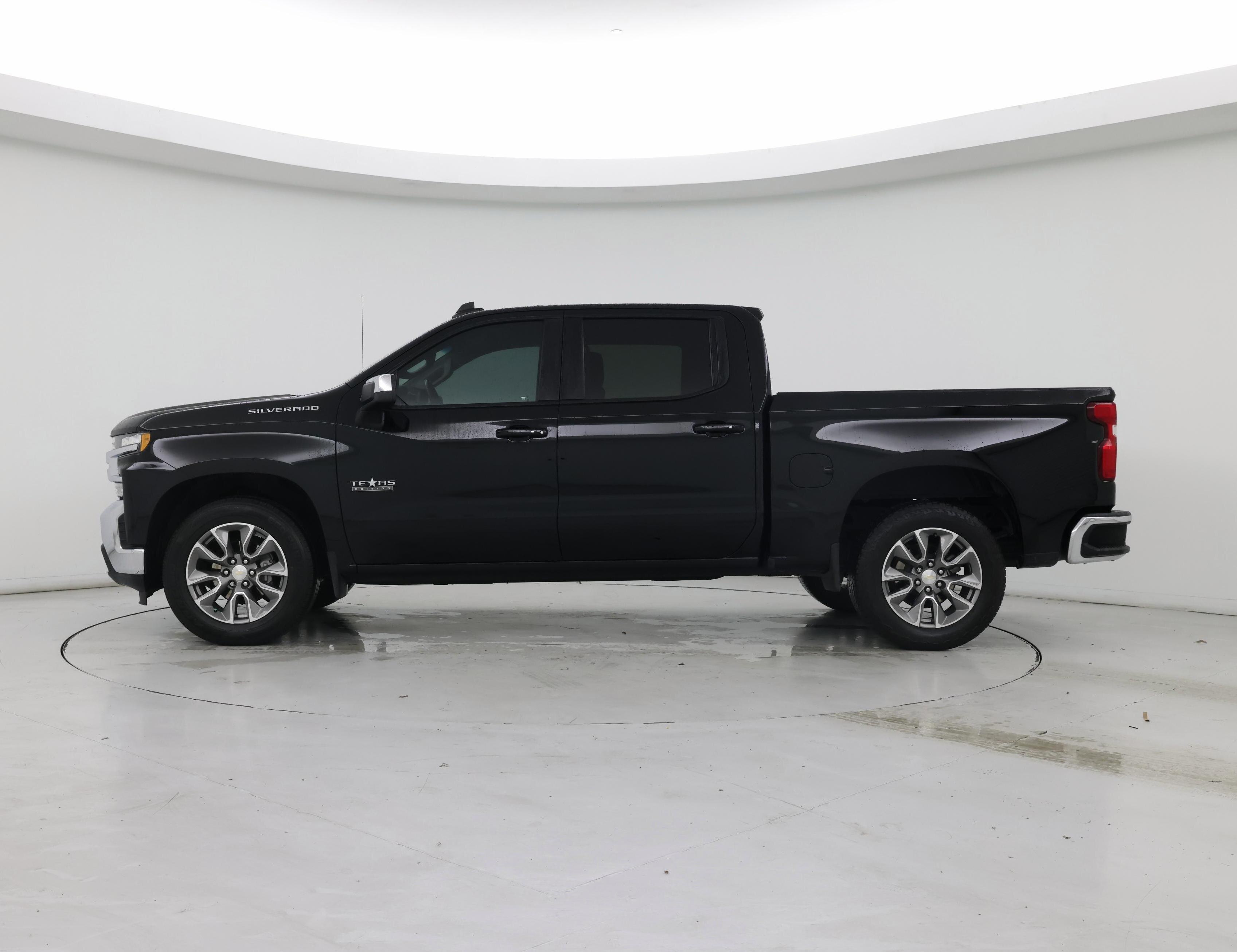 Thumbnail: 2019 Chevrolet Silverado 1500 - 3