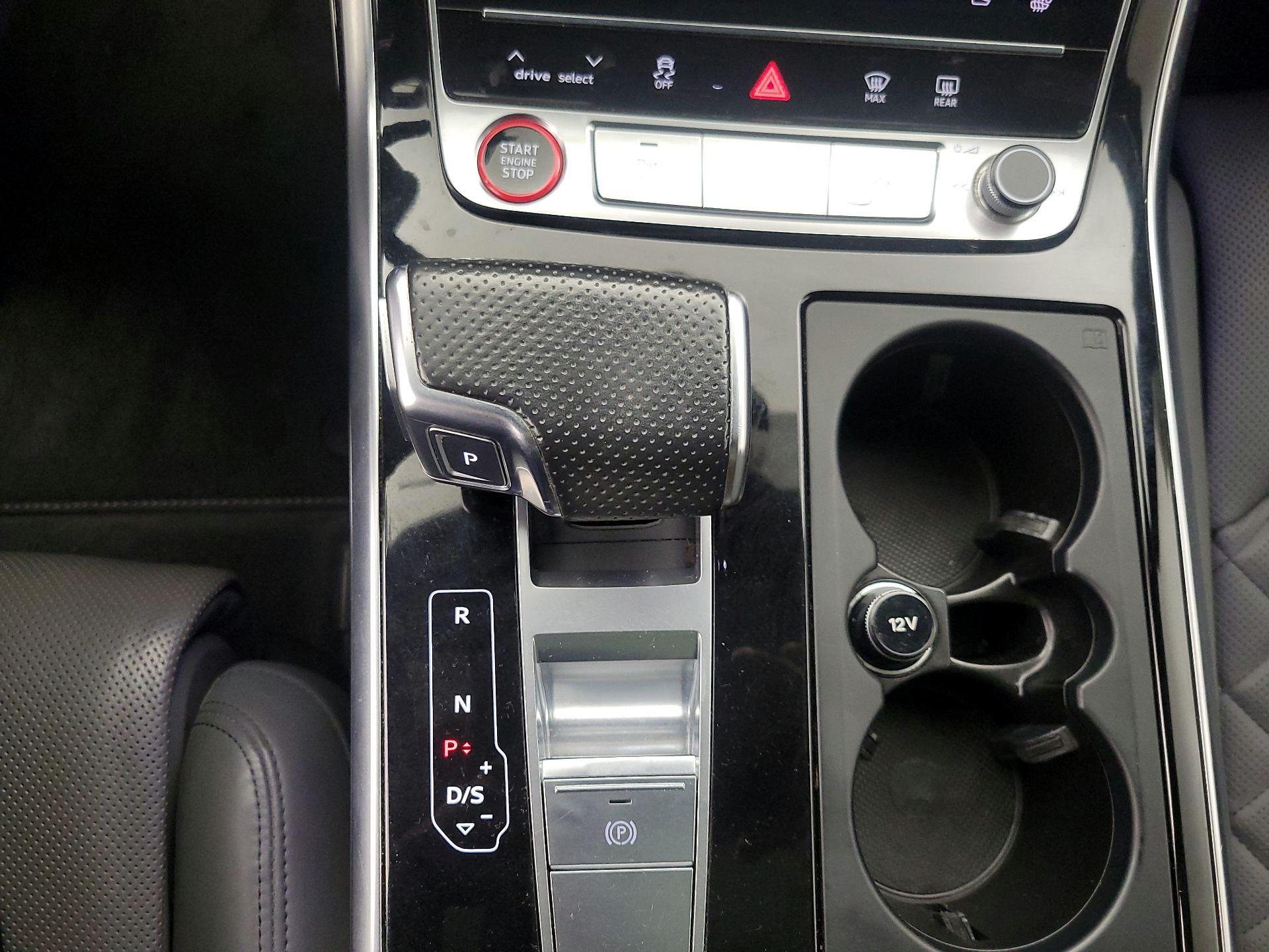 Thumbnail: 2021 Audi SQ7 - 18