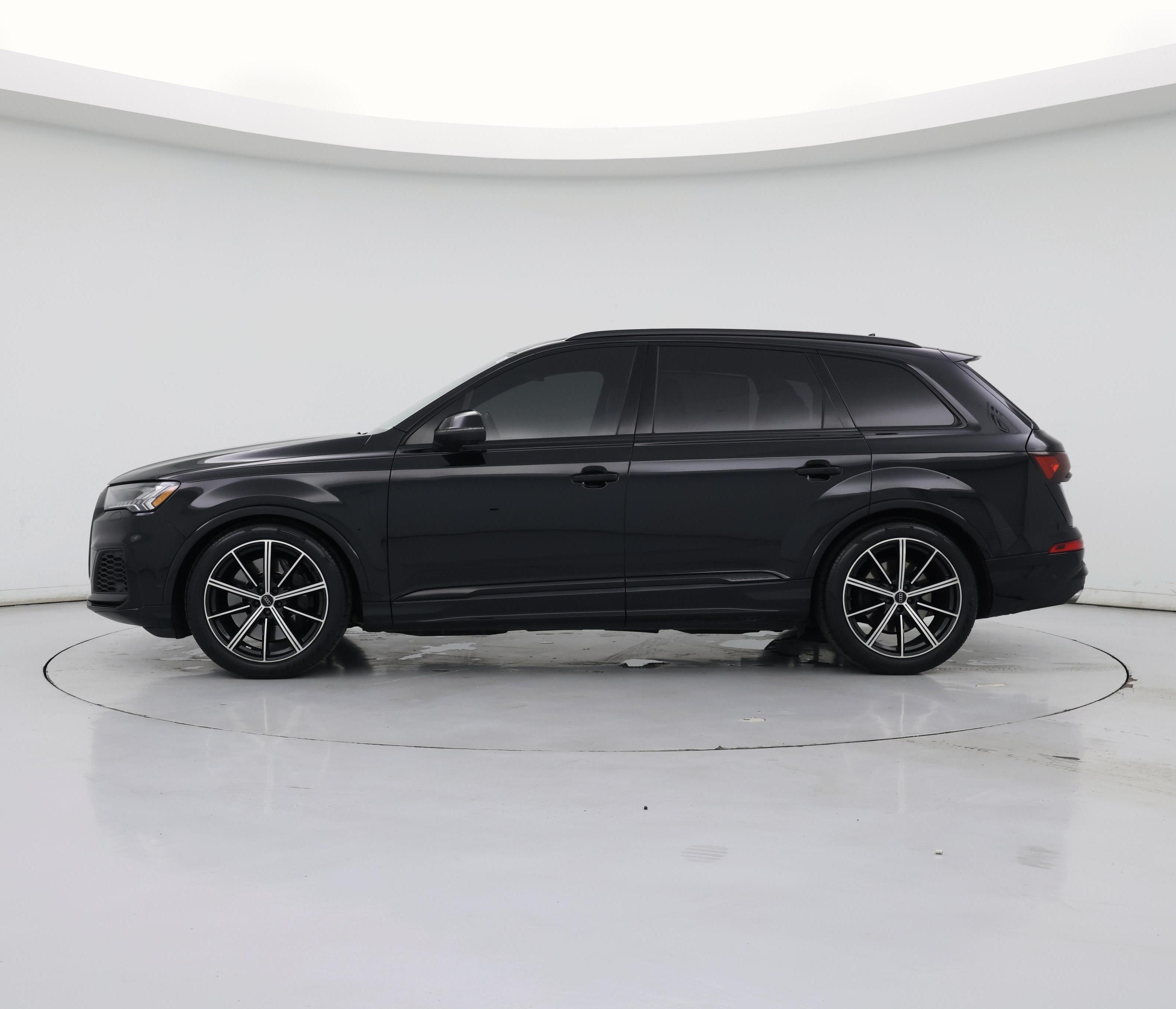 Thumbnail: 2021 Audi SQ7 - 3