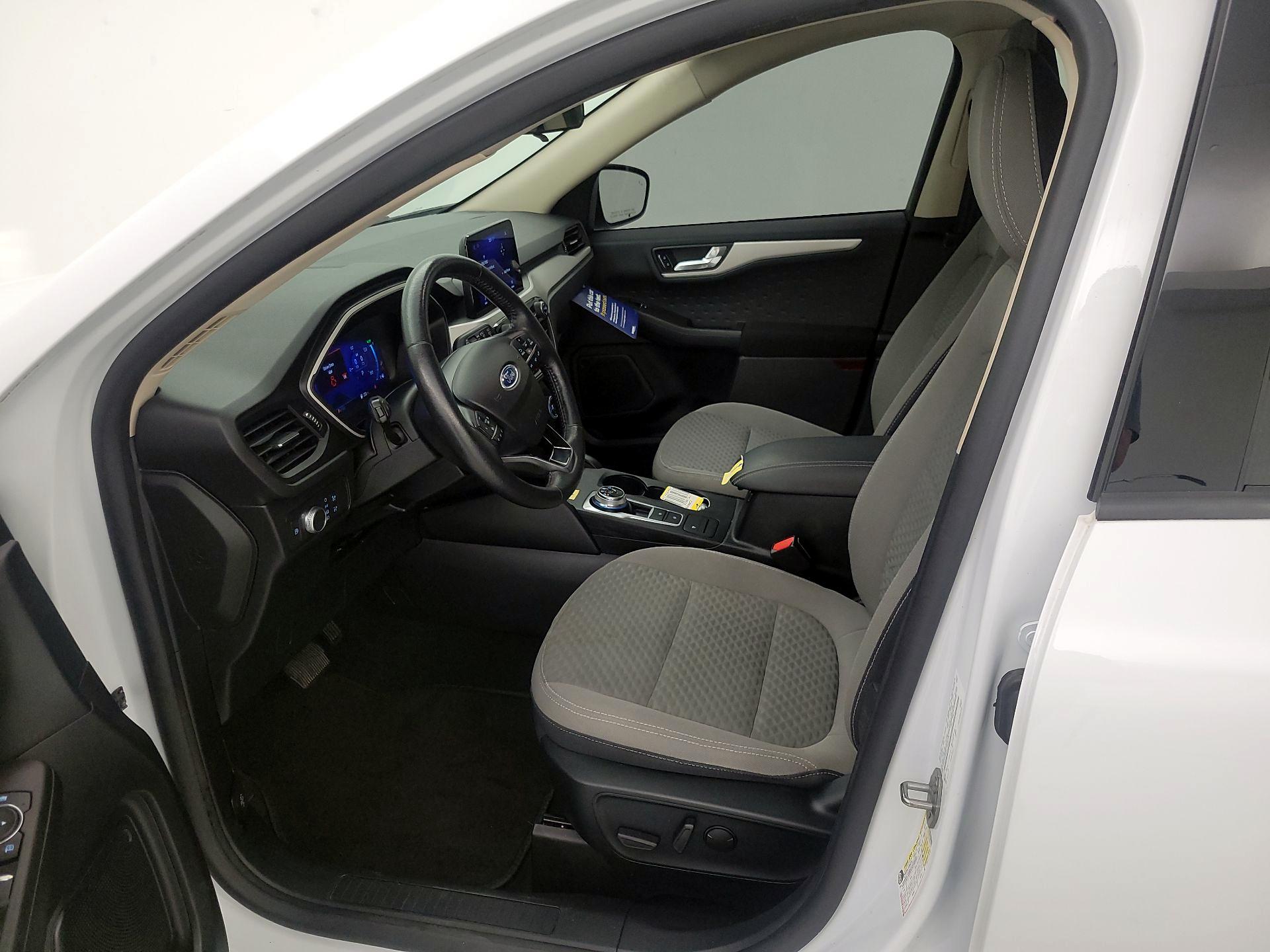 Thumbnail: 2020 Ford Escape - 11