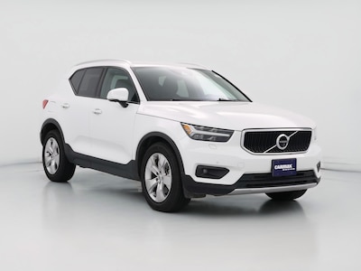 2020 Volvo XC40 T5 Momentum -
                Irving, TX