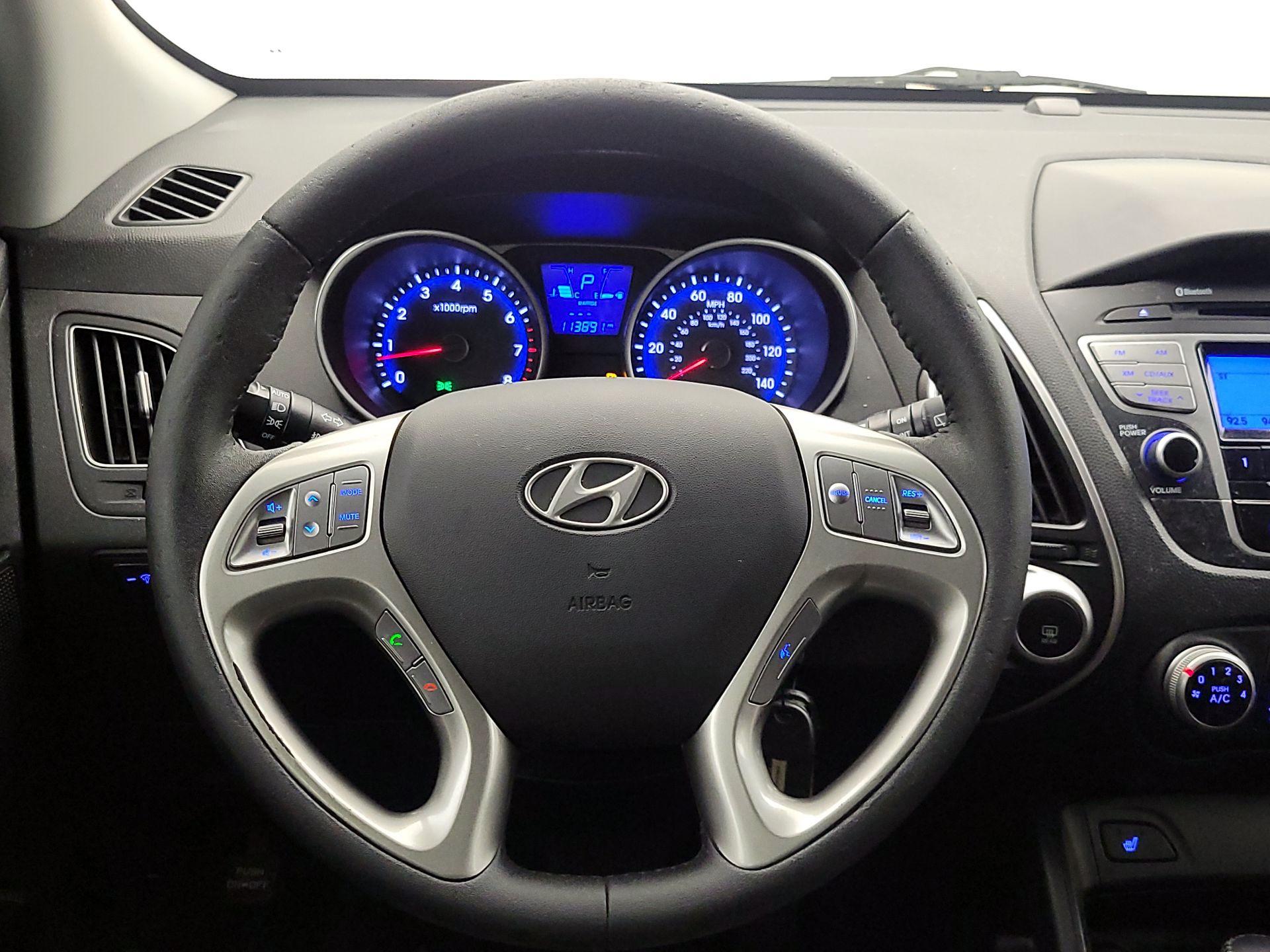 Thumbnail: 2013 Hyundai Tucson - 10