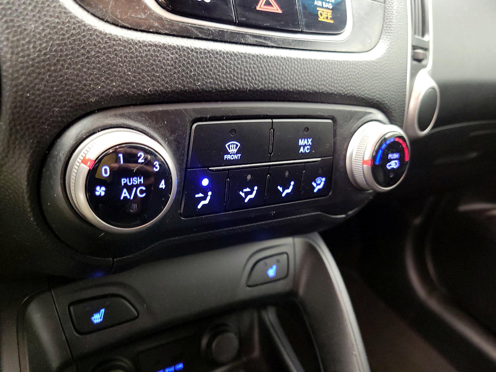 Thumbnail: 2013 Hyundai Tucson - 15