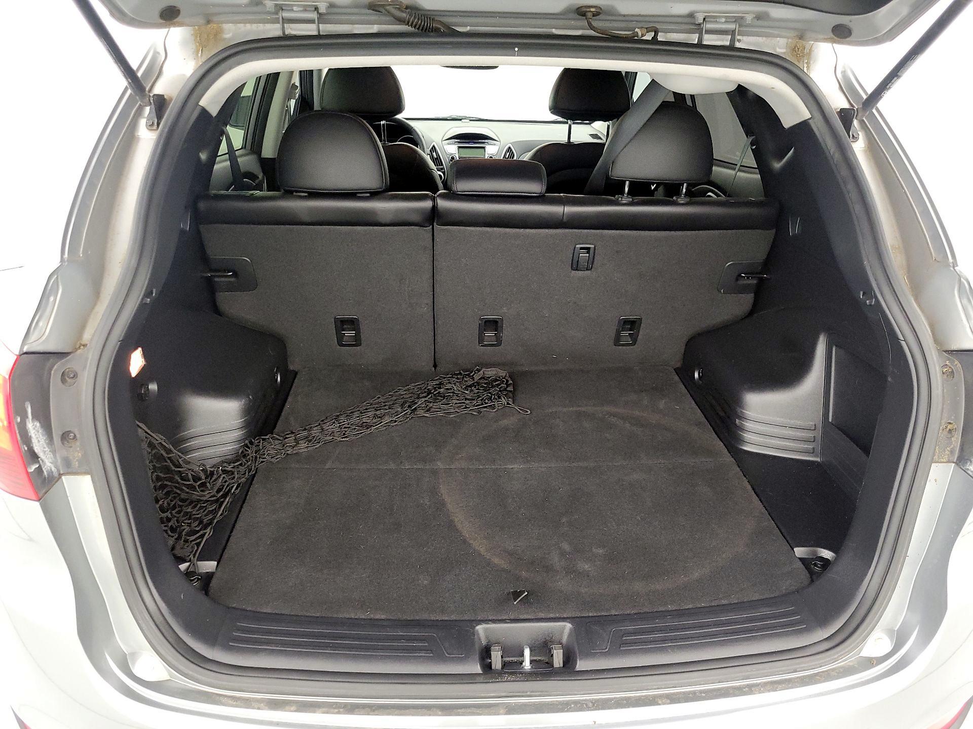 Thumbnail: 2013 Hyundai Tucson - 19