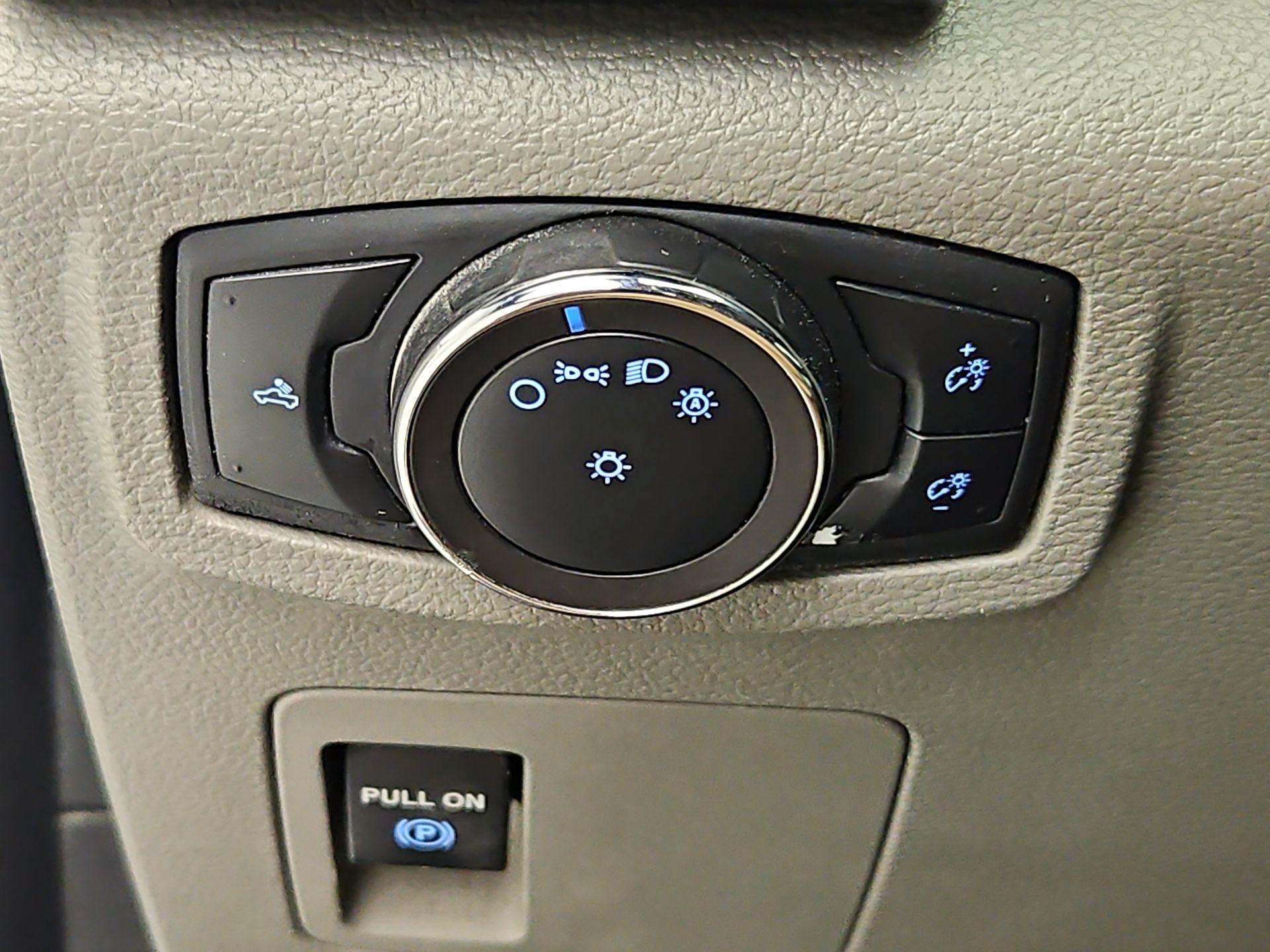 Thumbnail: 2019 Ford F-150 - 13