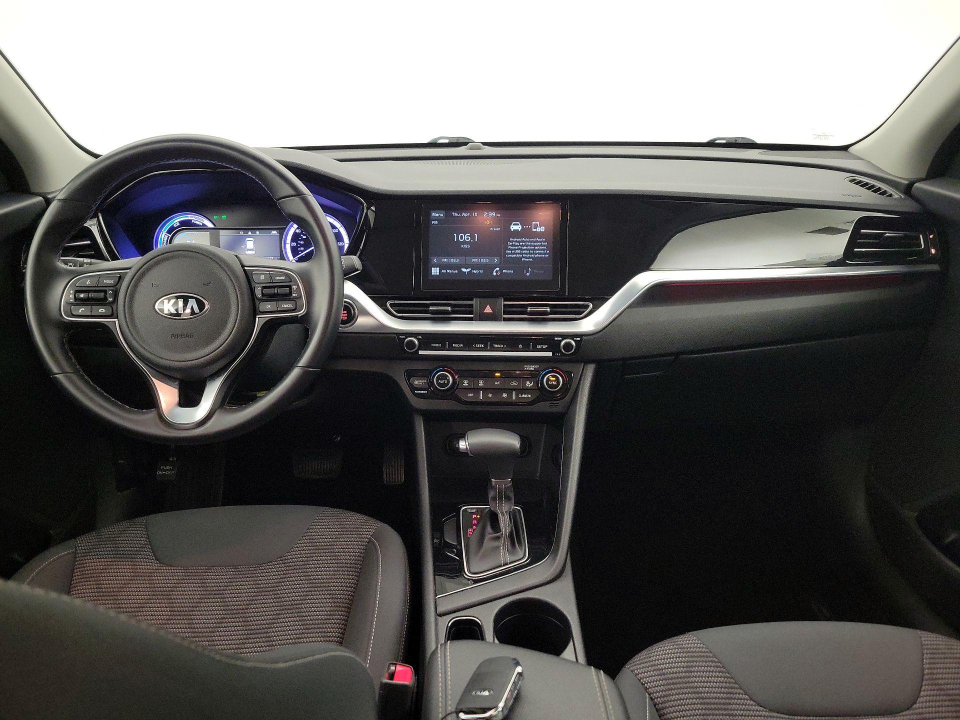 Thumbnail: 2020 Kia Niro - 9