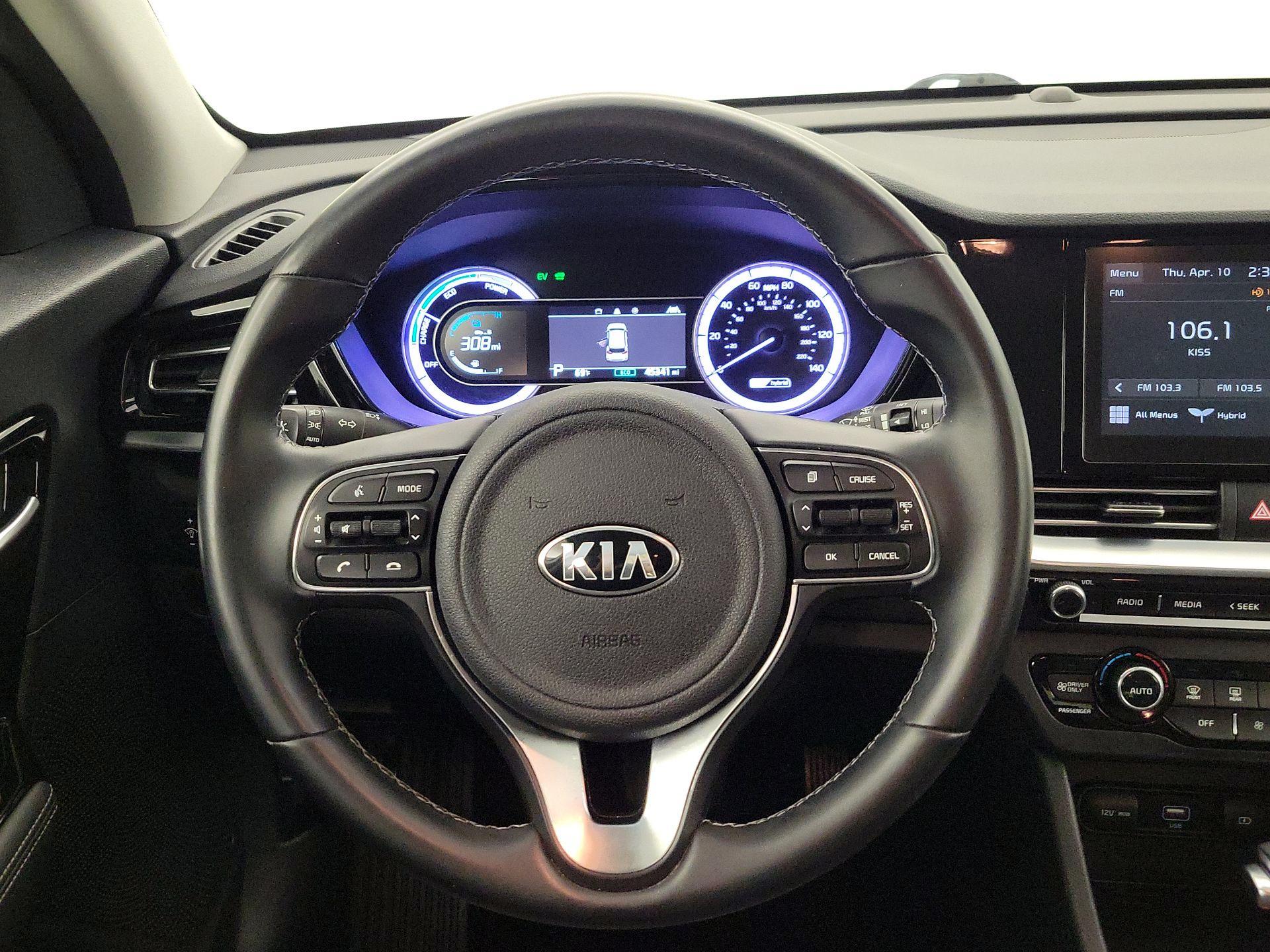 Thumbnail: 2020 Kia Niro - 10