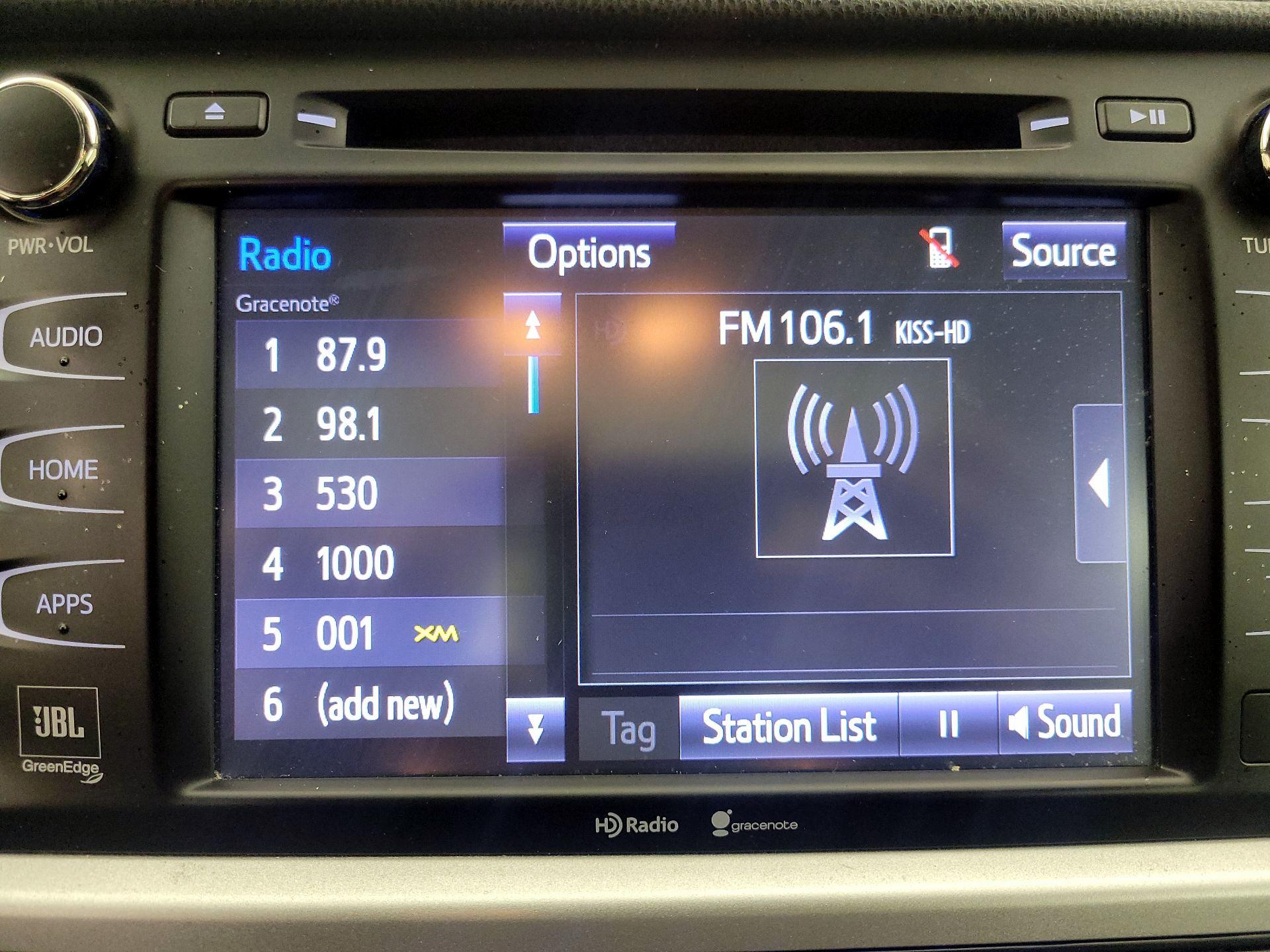 Thumbnail: 2014 Toyota Highlander - 16