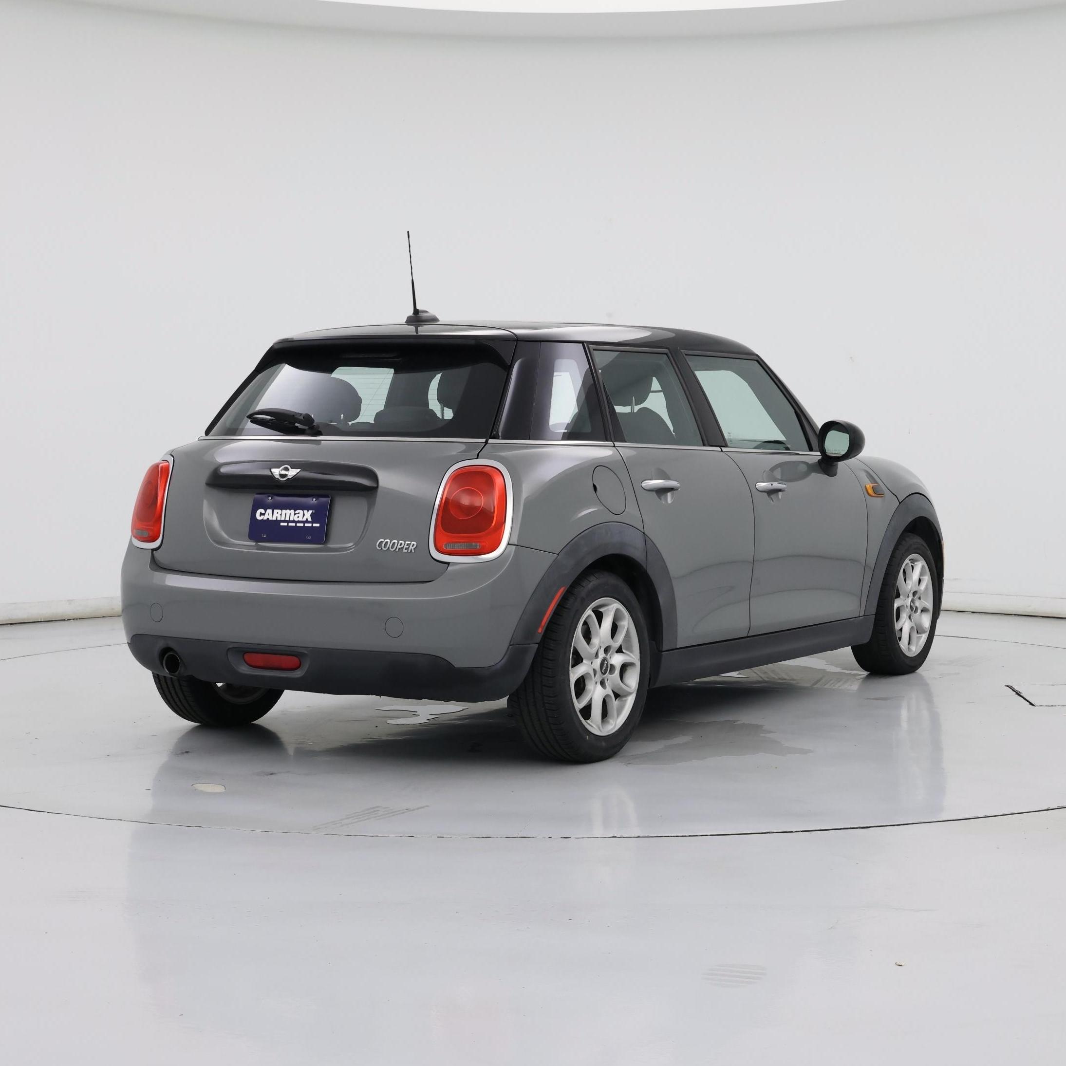 Thumbnail: 2016 MINI Cooper Hardtop - 8