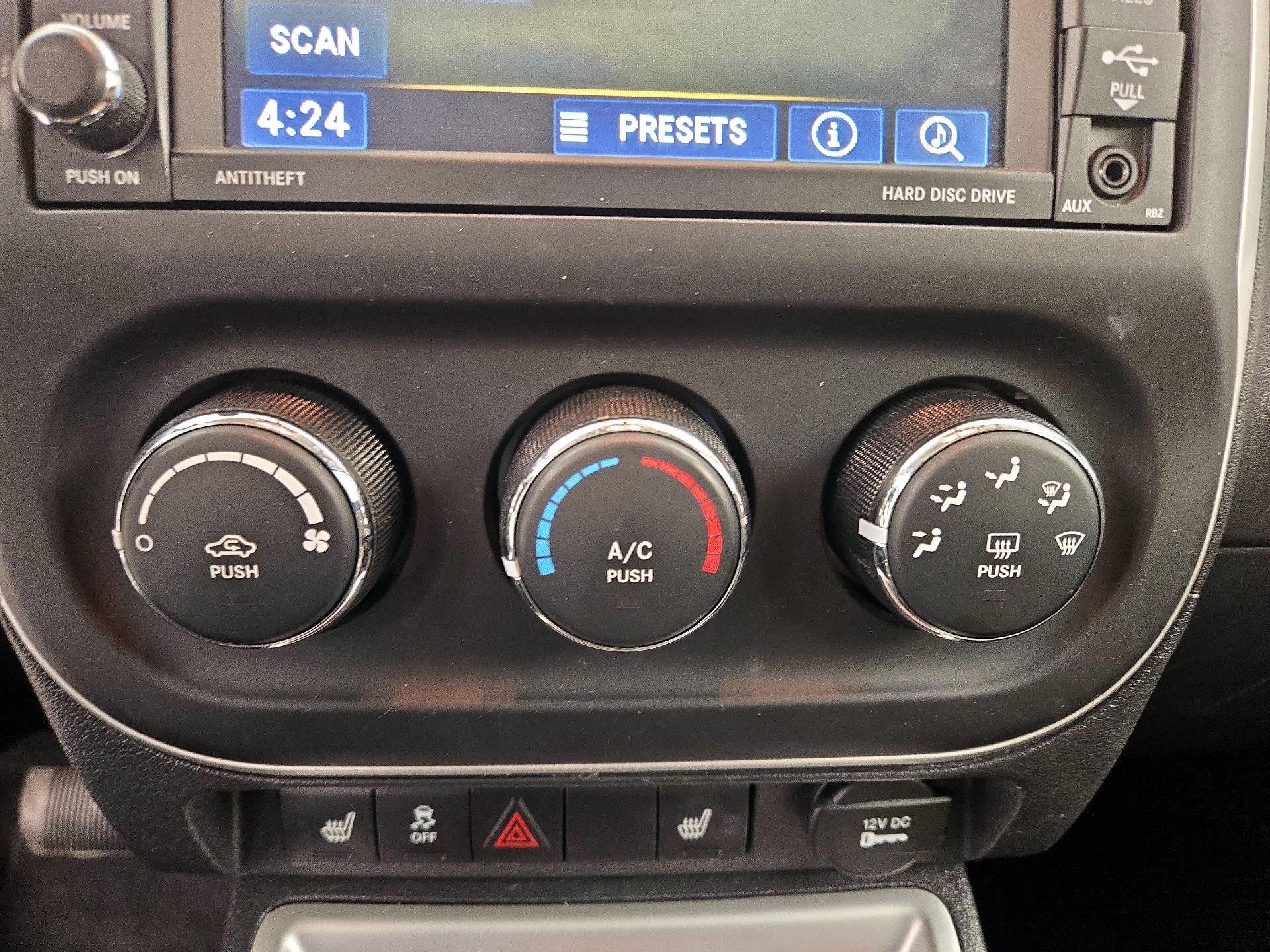 Thumbnail: 2014 Jeep Compass - 14