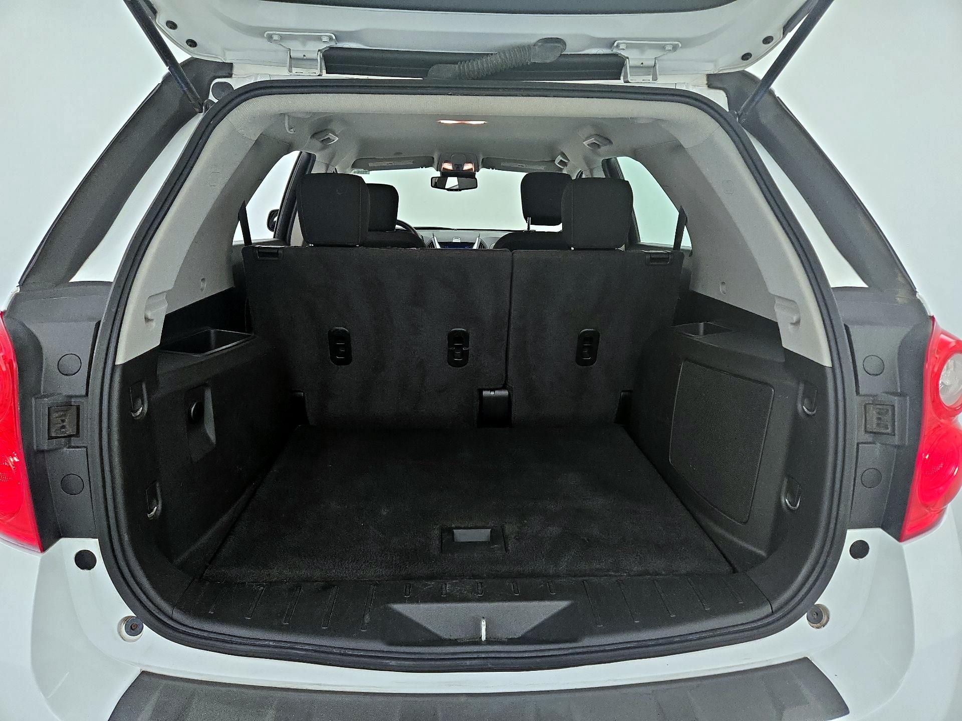 Thumbnail: 2015 Chevrolet Equinox - 18